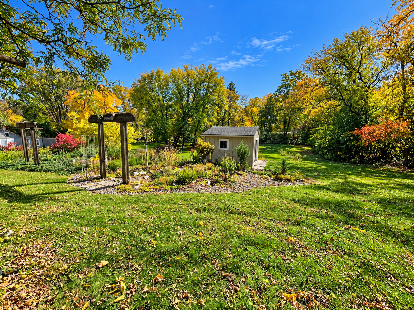 View of Residential at 10605 Belmont Road, Minnetonka MN 55305, Minnetonka (16 of 17) - Mike Wilen | Minnesota Team Real Estate