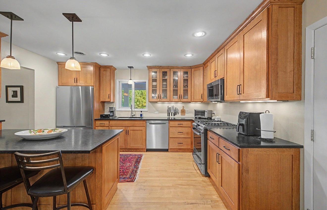View of Residential at 19151 Hanus Road, Minnetonka MN 55345, Minnetonka (4 of 44) - Mike Wilen | Minnesota Team Real Estate
