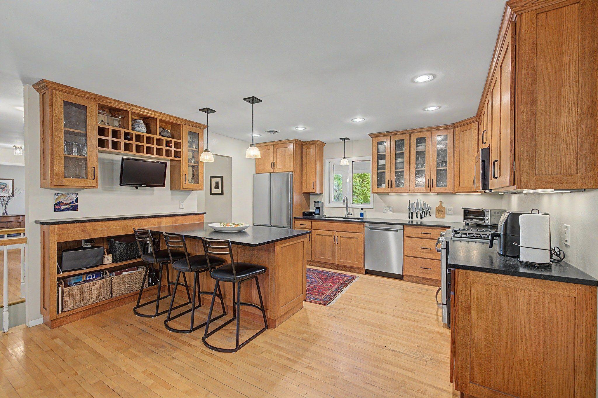 View of Residential at 19151 Hanus Road, Minnetonka MN 55345, Minnetonka (7 of 44) - Mike Wilen | Minnesota Team Real Estate