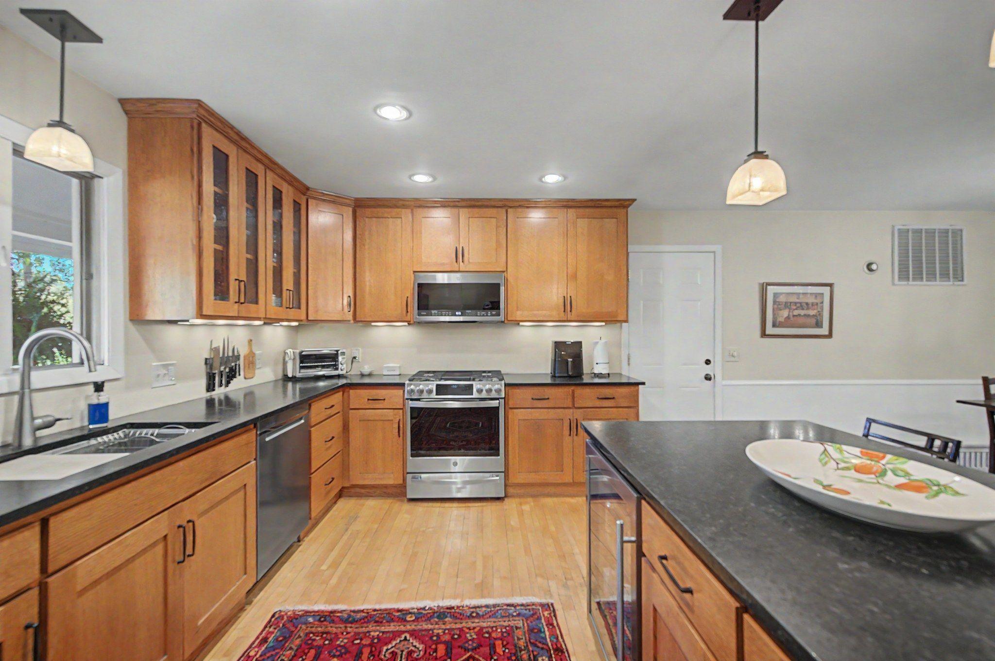 View of Residential at 19151 Hanus Road, Minnetonka MN 55345, Minnetonka (3 of 44) - Mike Wilen | Minnesota Team Real Estate