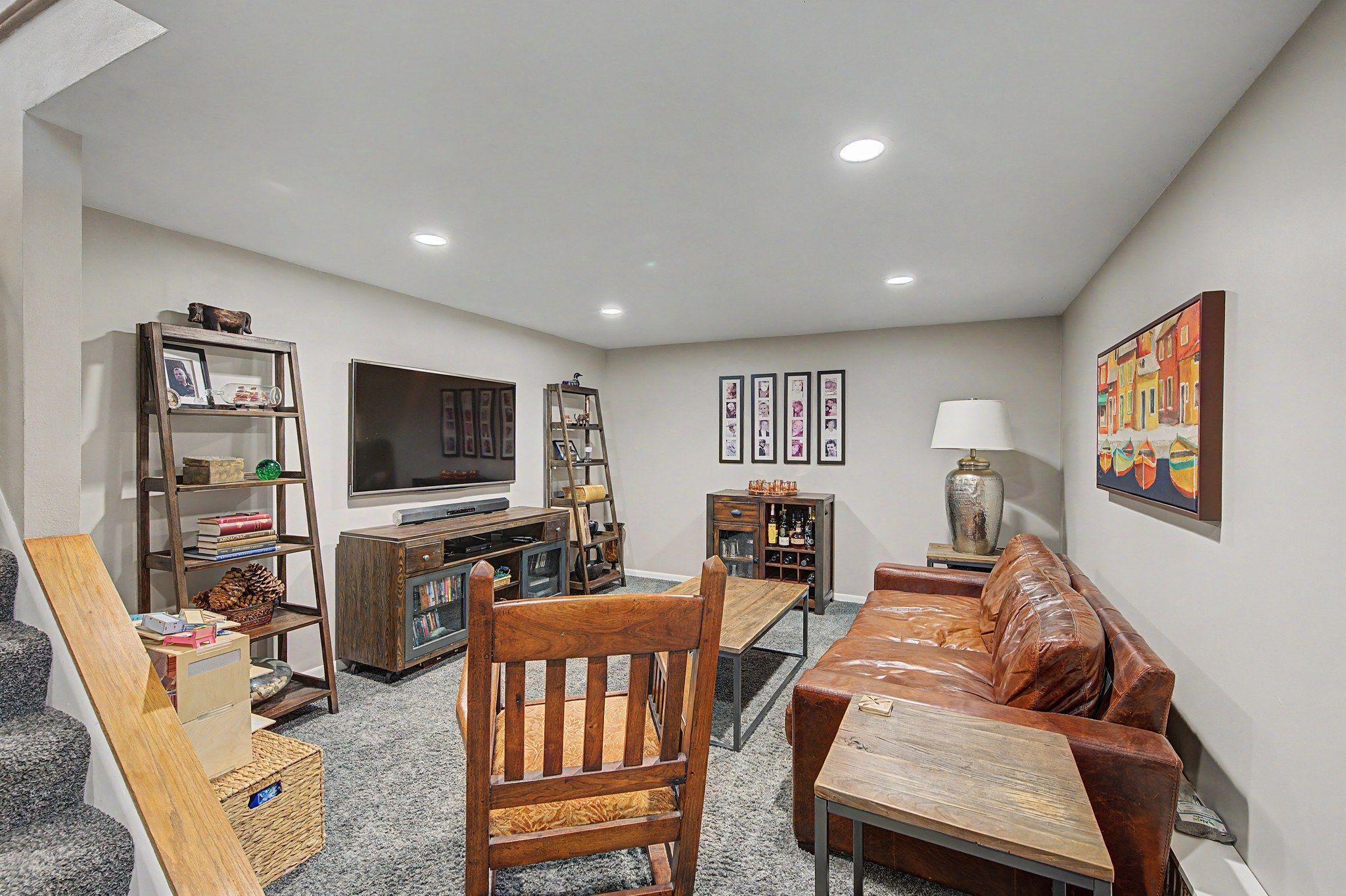 View of Residential at 19151 Hanus Road, Minnetonka MN 55345, Minnetonka (23 of 44) - Mike Wilen | Minnesota Team Real Estate