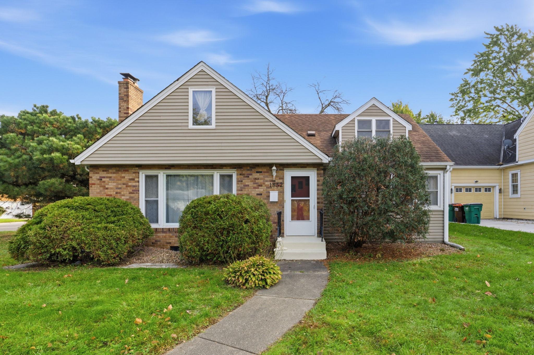 View of Single Family at 1852 Holton Street, Falcon Heights - Mike Wilen | Minnesota Team Real Estate