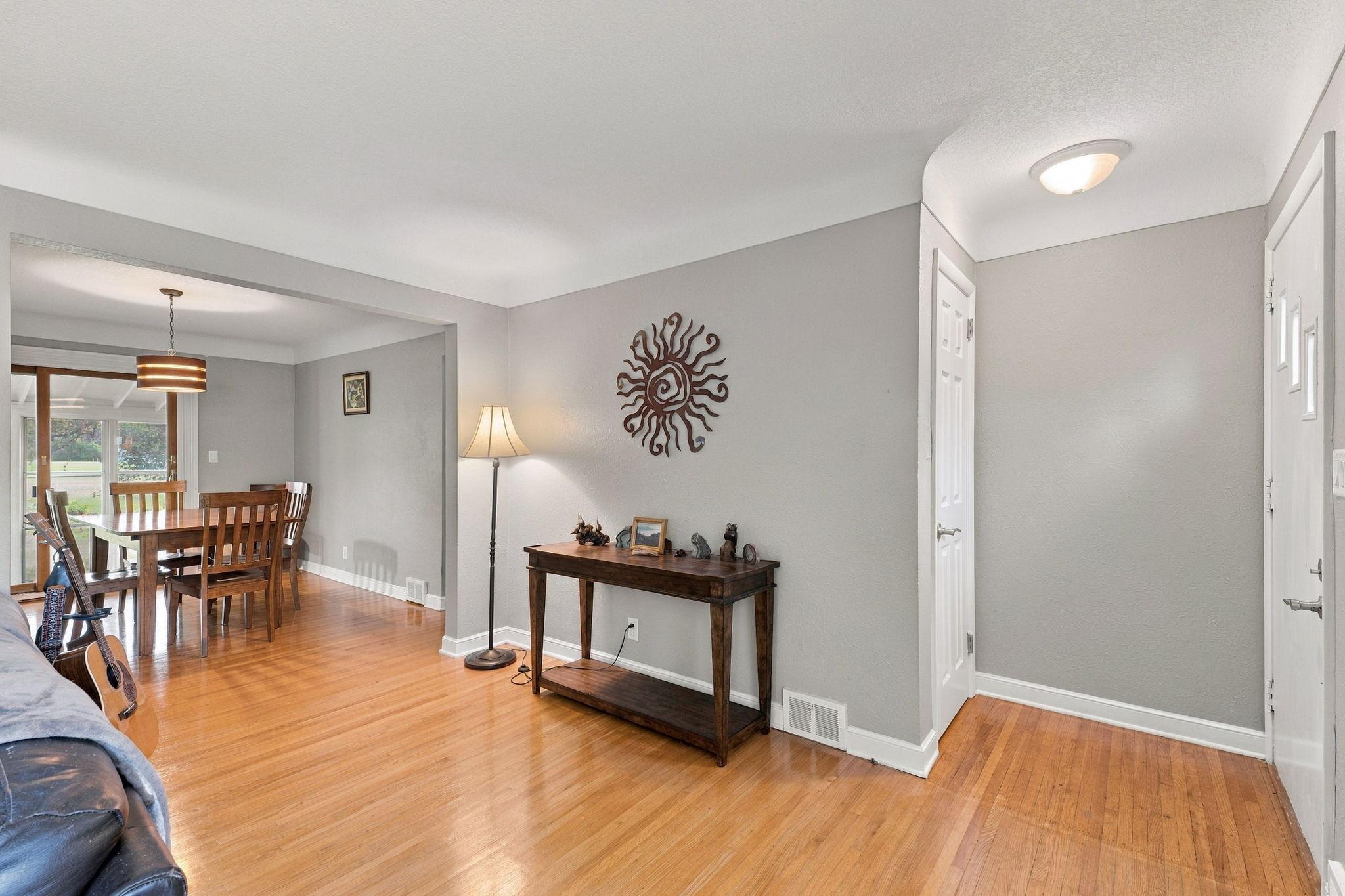 View of Residential at 1852 Holton Street, Falcon Heights MN 55113, Falcon Heights (12 of 43) - Mike Wilen | Minnesota Team Real Estate