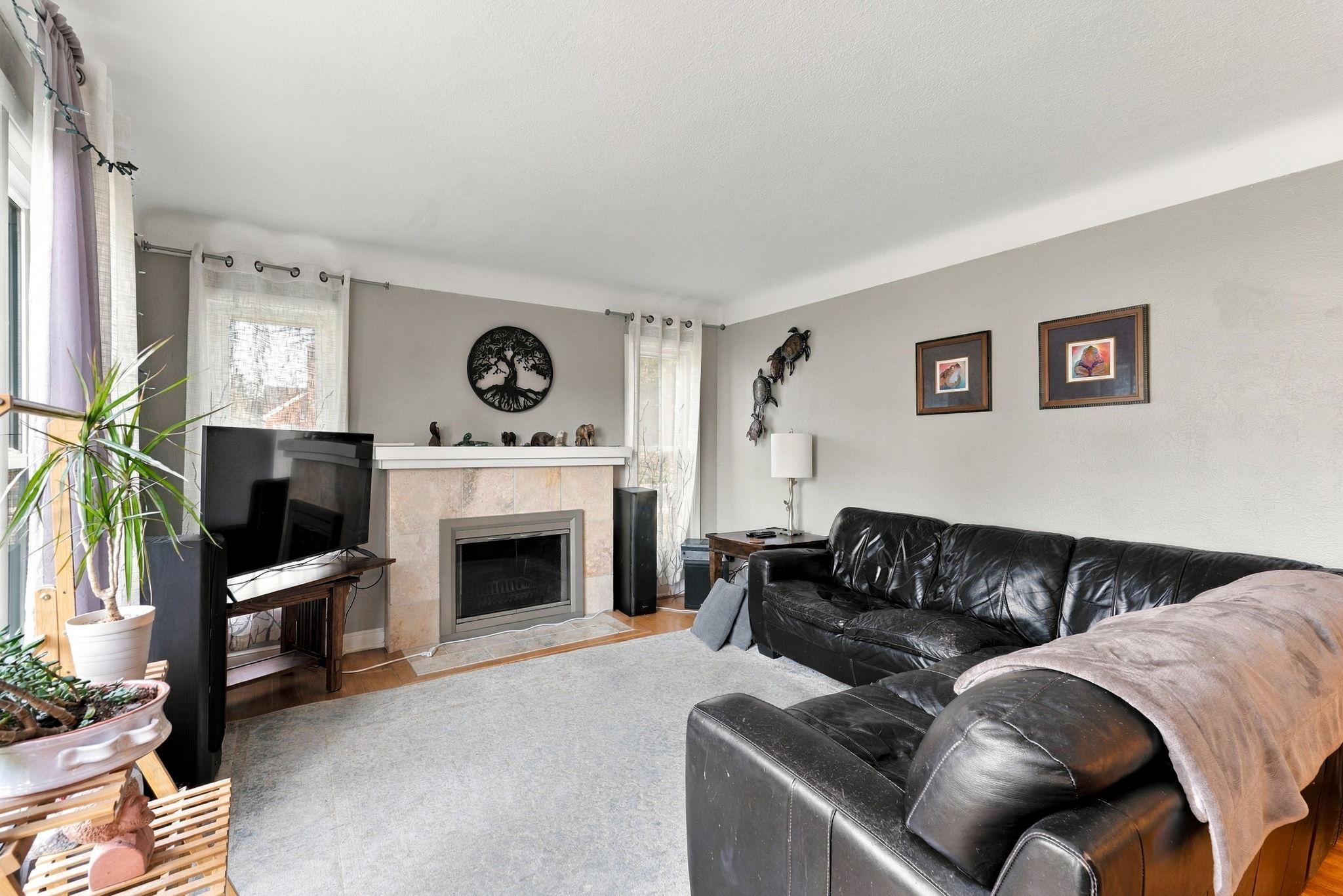 View of Residential at 1852 Holton Street, Falcon Heights MN 55113, Falcon Heights (14 of 43) - Mike Wilen | Minnesota Team Real Estate