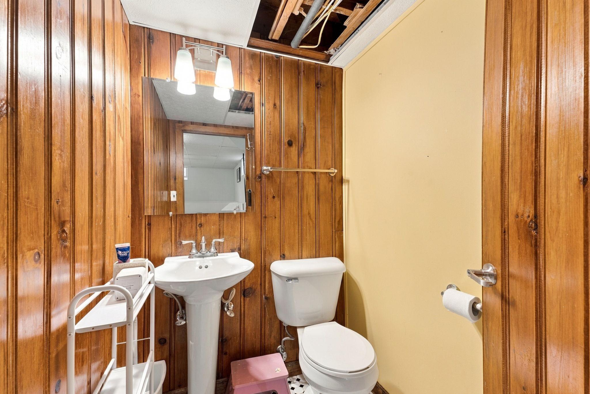 View of Residential at 1852 Holton Street, Falcon Heights MN 55113, Falcon Heights (37 of 43) - Mike Wilen | Minnesota Team Real Estate