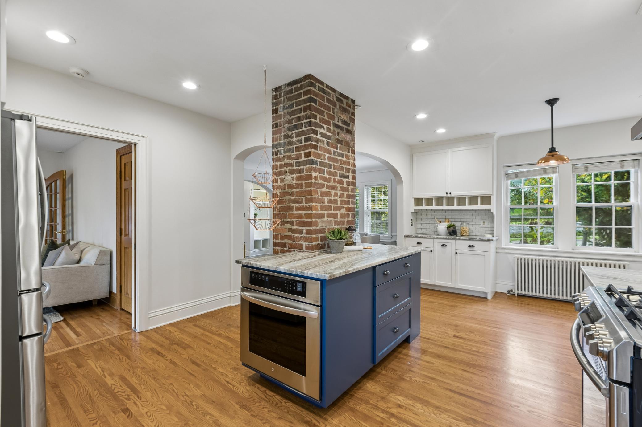 View of Residential at 3816 Abbott Avenue, Minneapolis MN 55410, Minneapolis (30 of 98) - Mike Wilen | Minnesota Team Real Estate