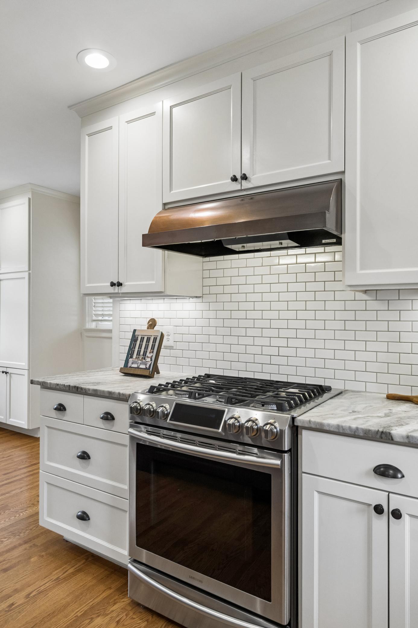 View of Residential at 3816 Abbott Avenue, Minneapolis MN 55410, Minneapolis (28 of 98) - Mike Wilen | Minnesota Team Real Estate