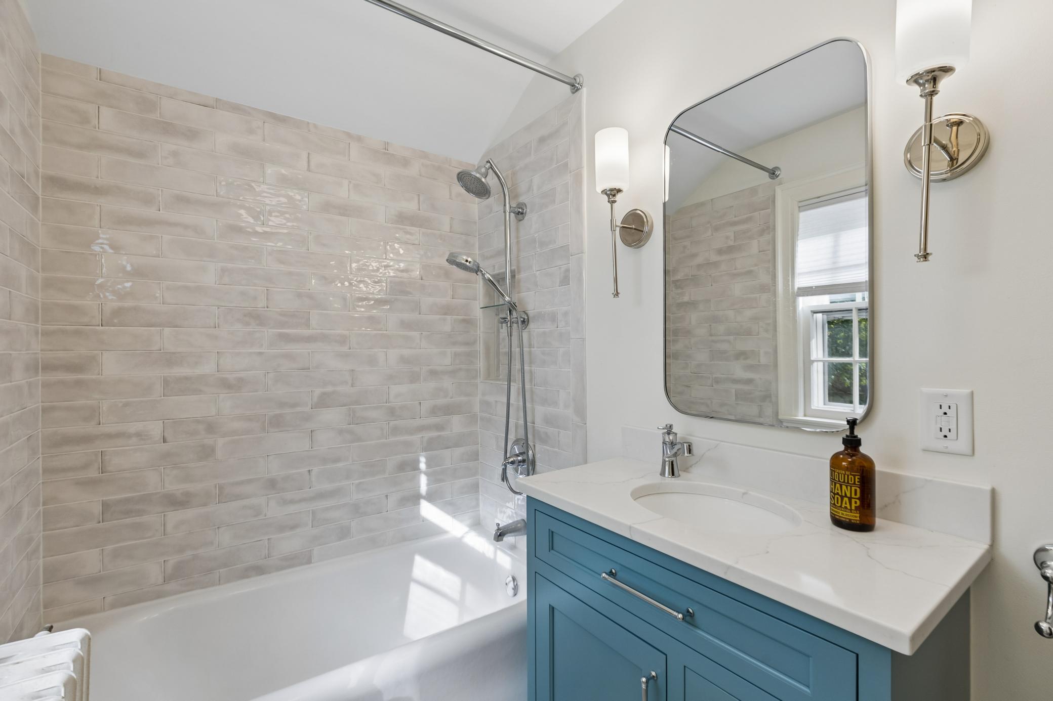 View of Residential at 3816 Abbott Avenue, Minneapolis MN 55410, Minneapolis (62 of 98) - Mike Wilen | Minnesota Team Real Estate
