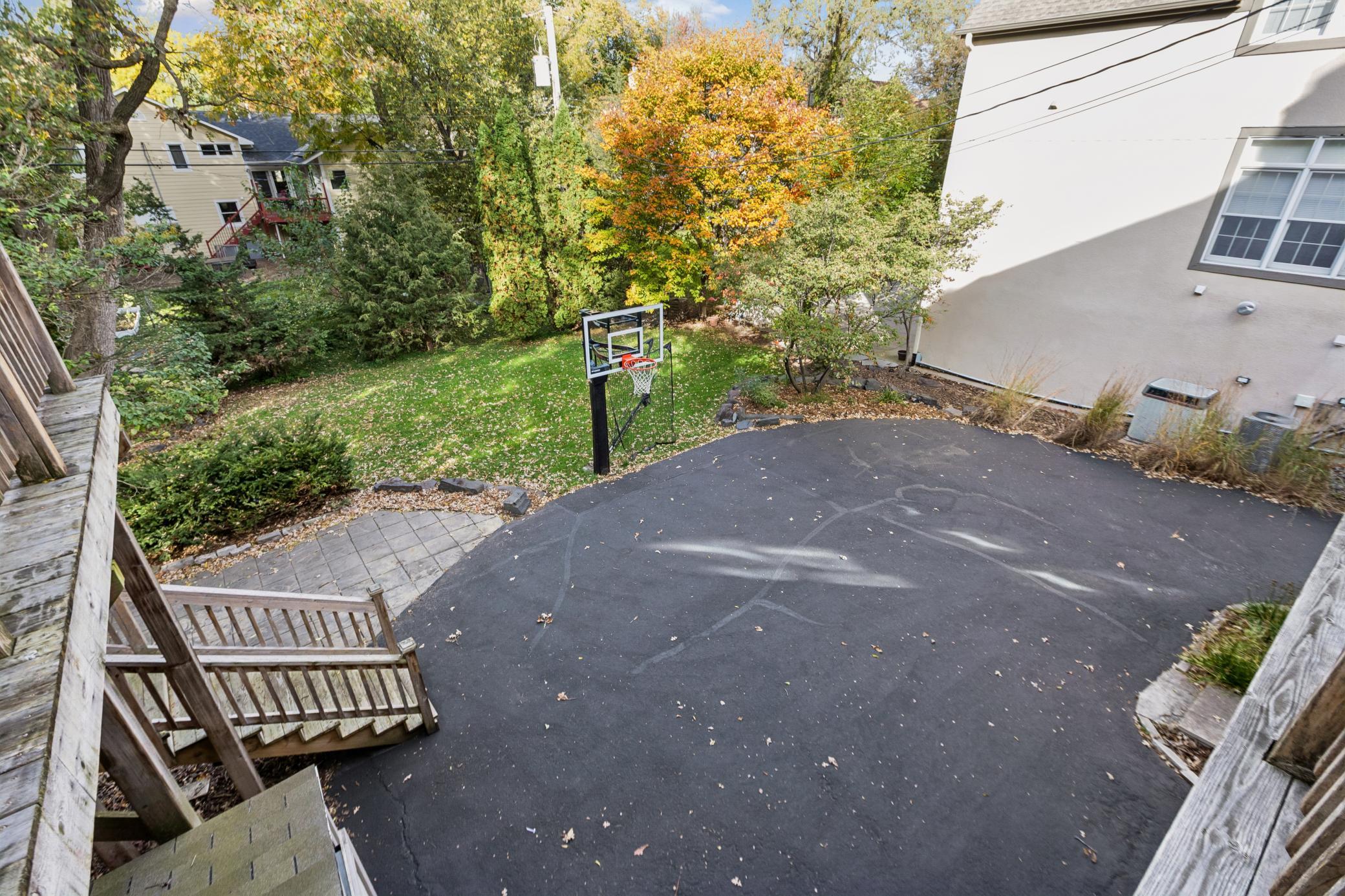 View of Residential at 3816 Abbott Avenue, Minneapolis MN 55410, Minneapolis (90 of 98) - Mike Wilen | Minnesota Team Real Estate