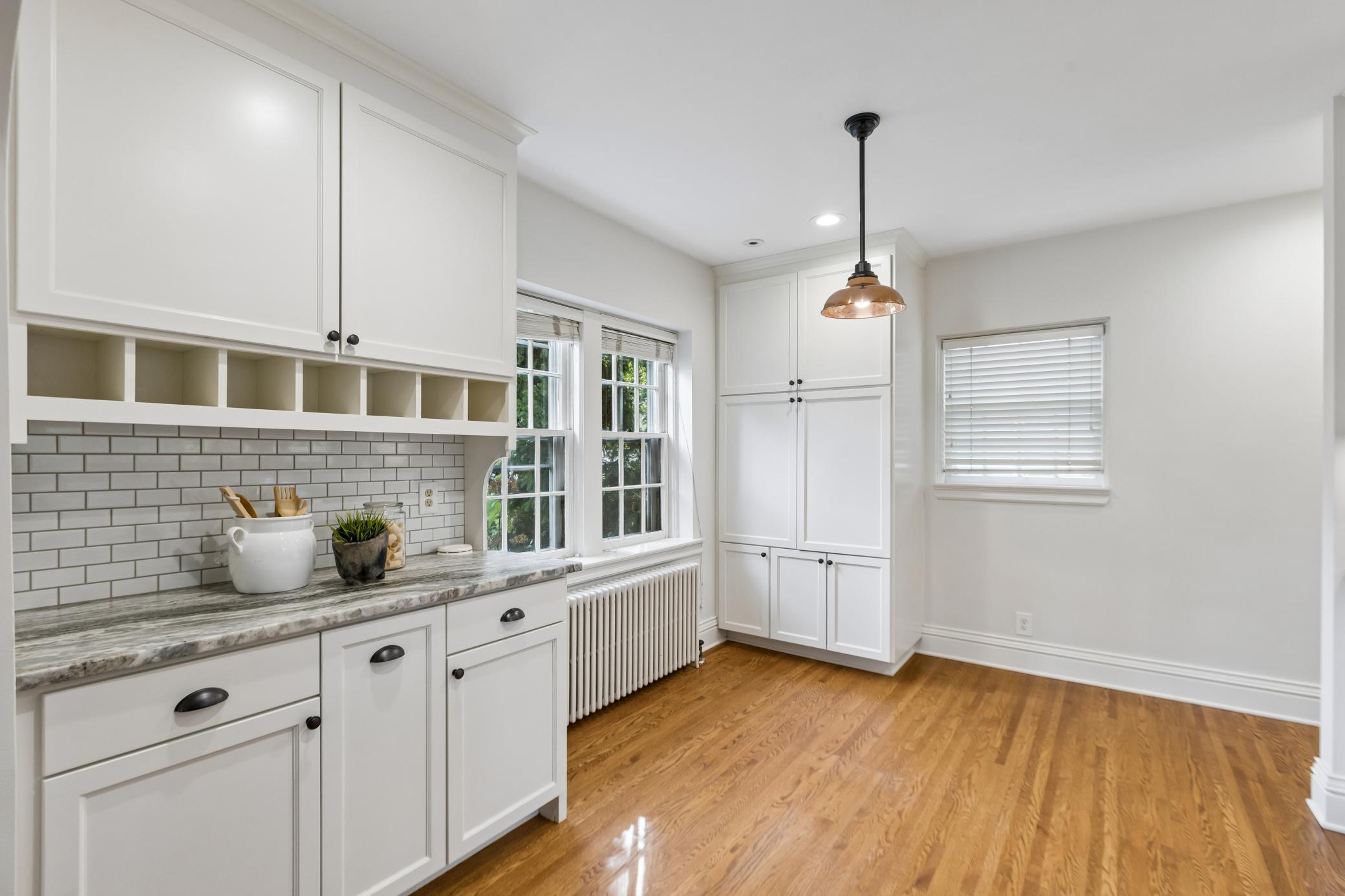 View of Residential at 3816 Abbott Avenue, Minneapolis MN 55410, Minneapolis (41 of 98) - Mike Wilen | Minnesota Team Real Estate