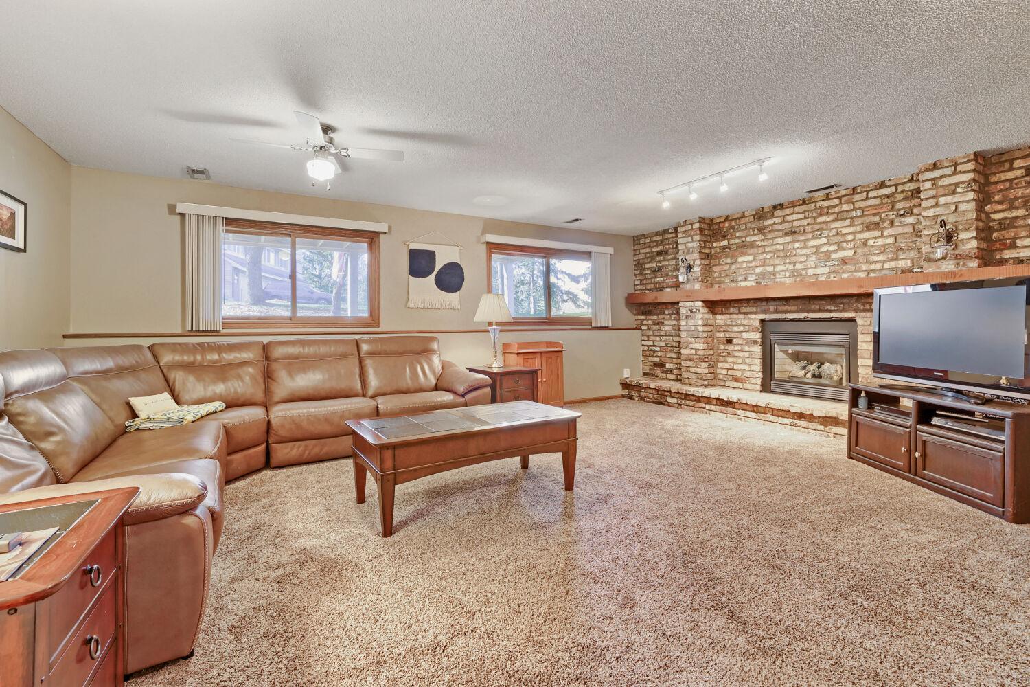 View of Residential at 703 Evergreen Court, Burnsville MN 55337, Burnsville (14 of 31) - Mike Wilen | Minnesota Team Real Estate
