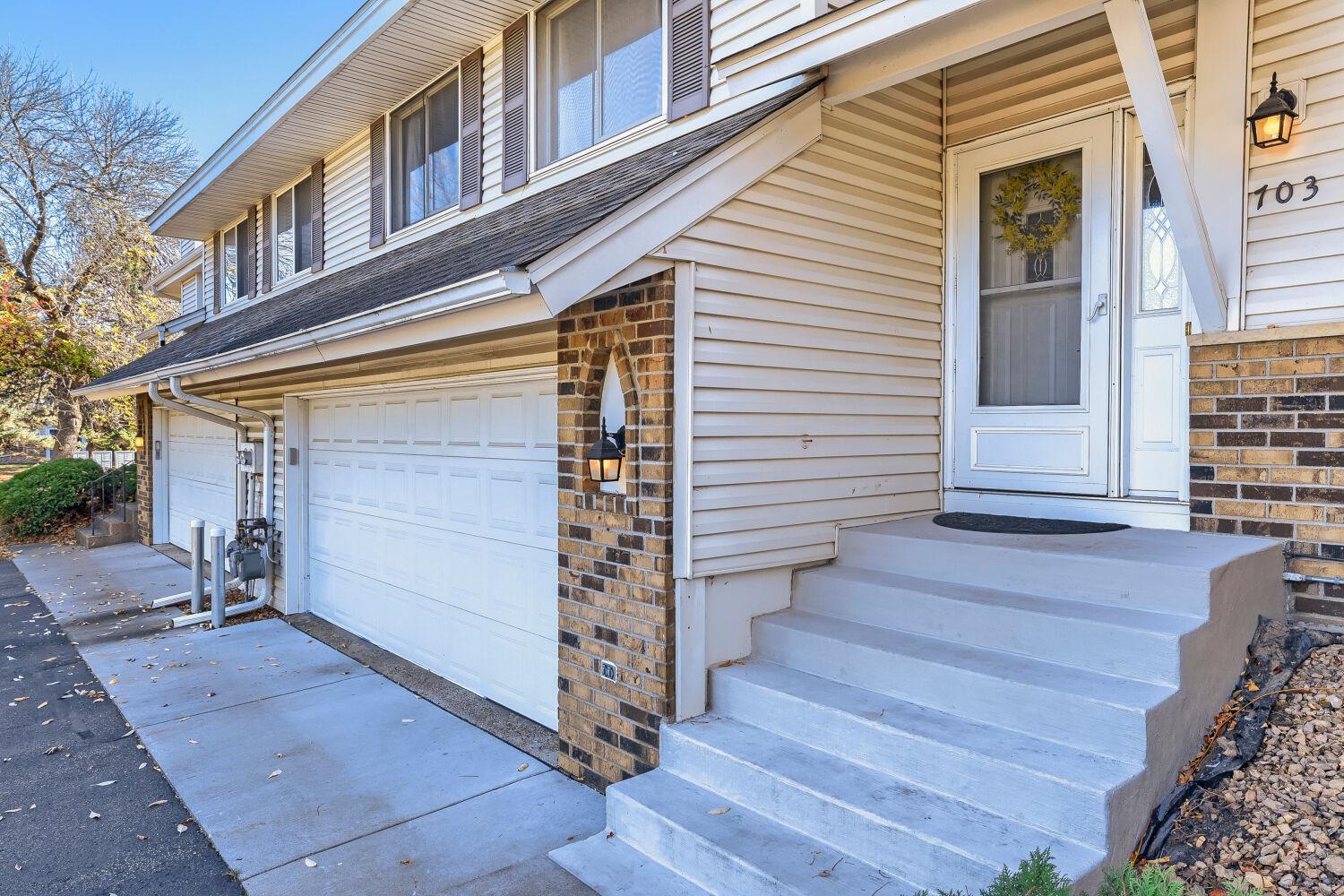 View of Residential at 703 Evergreen Court, Burnsville MN 55337, Burnsville (2 of 31) - Mike Wilen | Minnesota Team Real Estate