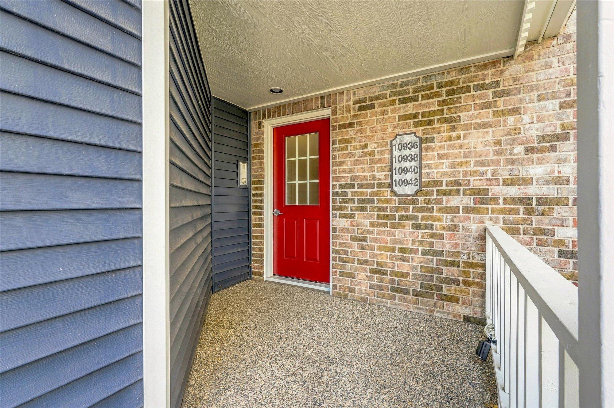 View of Residential at 10938 Quebec Avenue, Bloomington MN 55438, Bloomington (3 of 23) - Mike Wilen | Minnesota Team Real Estate
