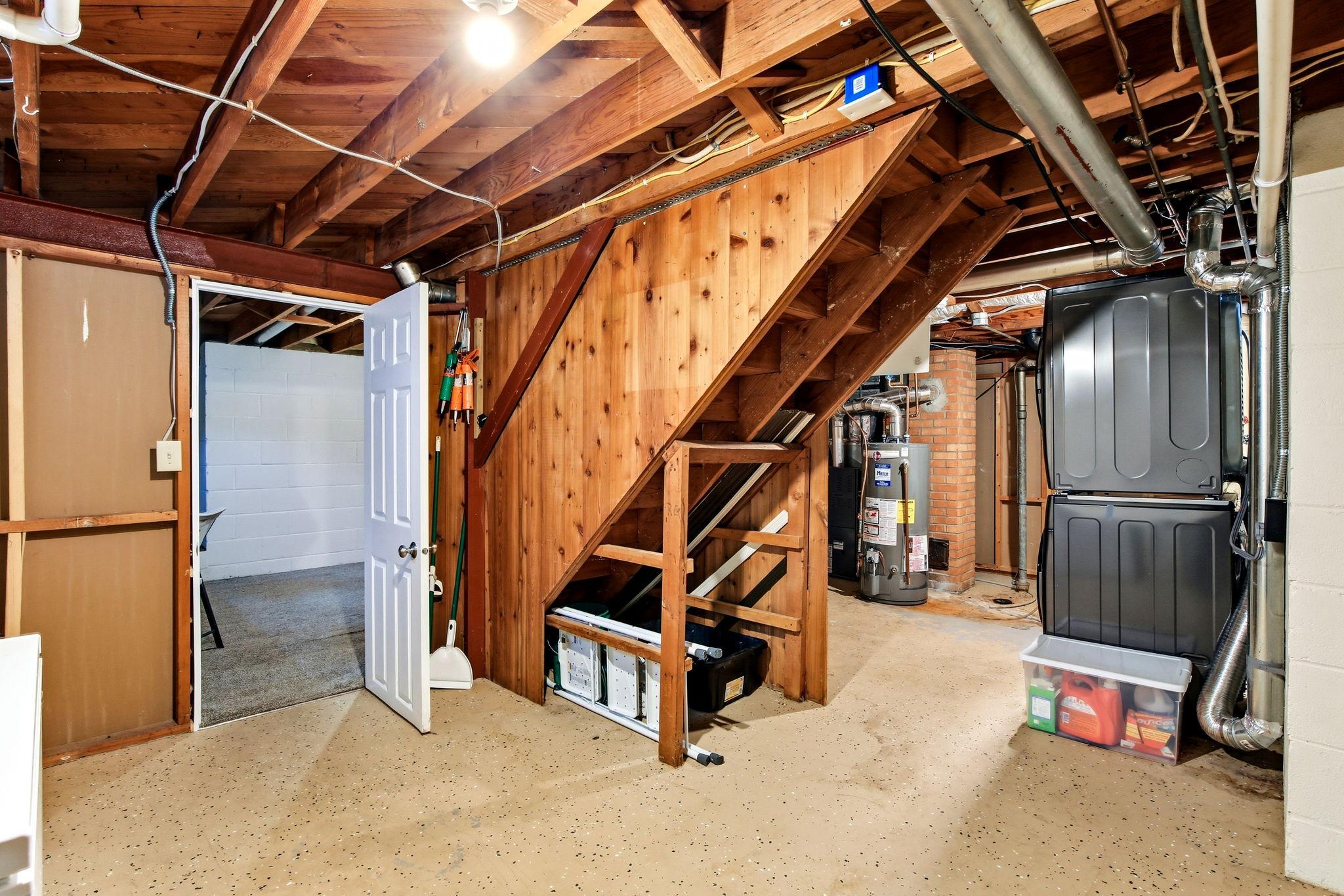 View of Residential at 1440 Lydia Avenue, Roseville MN 55113, Roseville (23 of 28) - Mike Wilen | Minnesota Team Real Estate