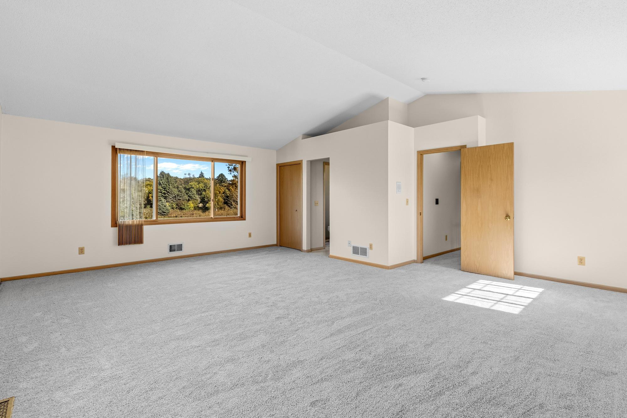 View of Residential at 3229 Meadow Brook Place, Woodbury MN 55125, Woodbury (26 of 41) - Mike Wilen | Minnesota Team Real Estate
