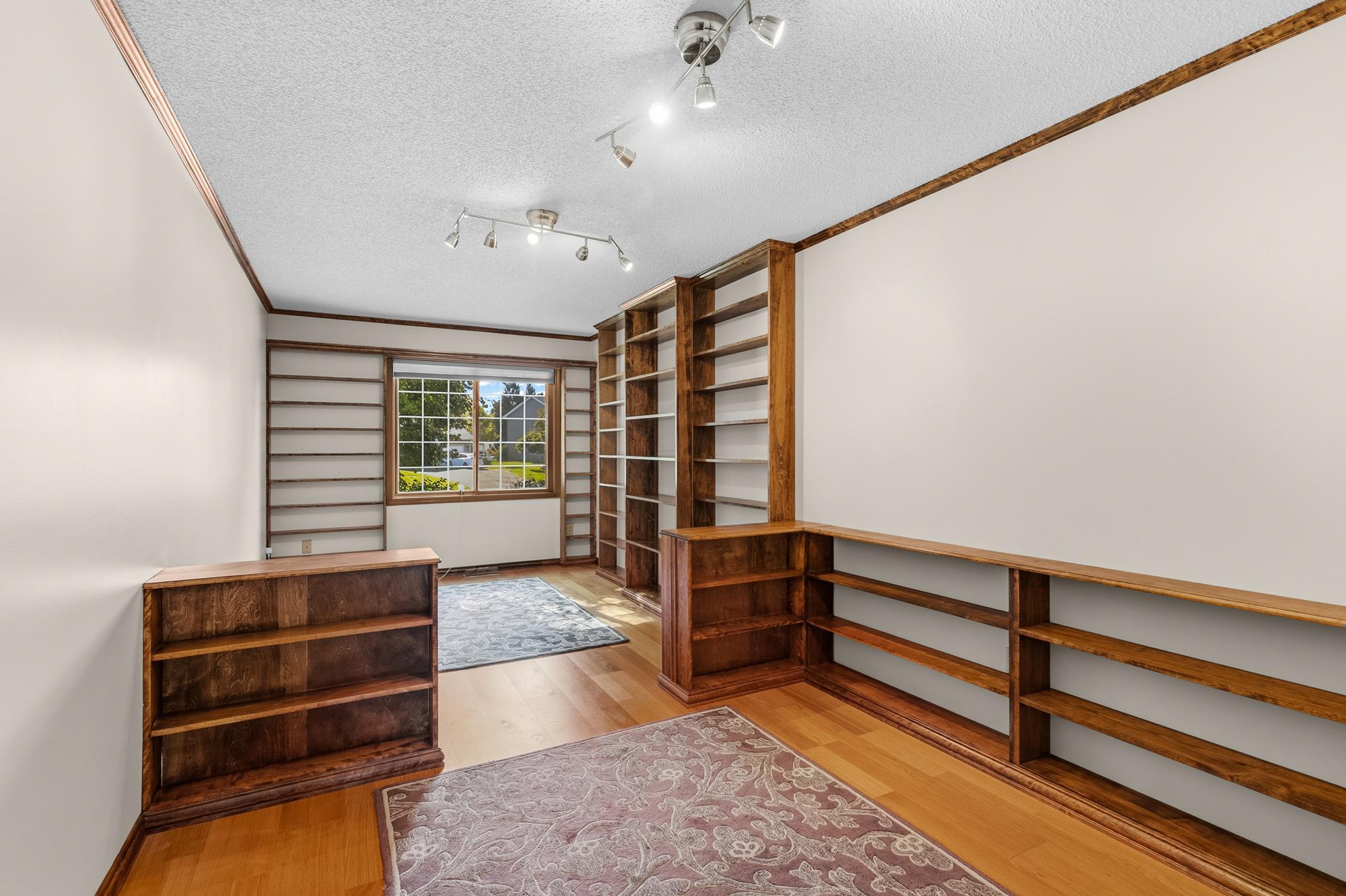 View of Residential at 3229 Meadow Brook Place, Woodbury MN 55125, Woodbury (18 of 41) - Mike Wilen | Minnesota Team Real Estate
