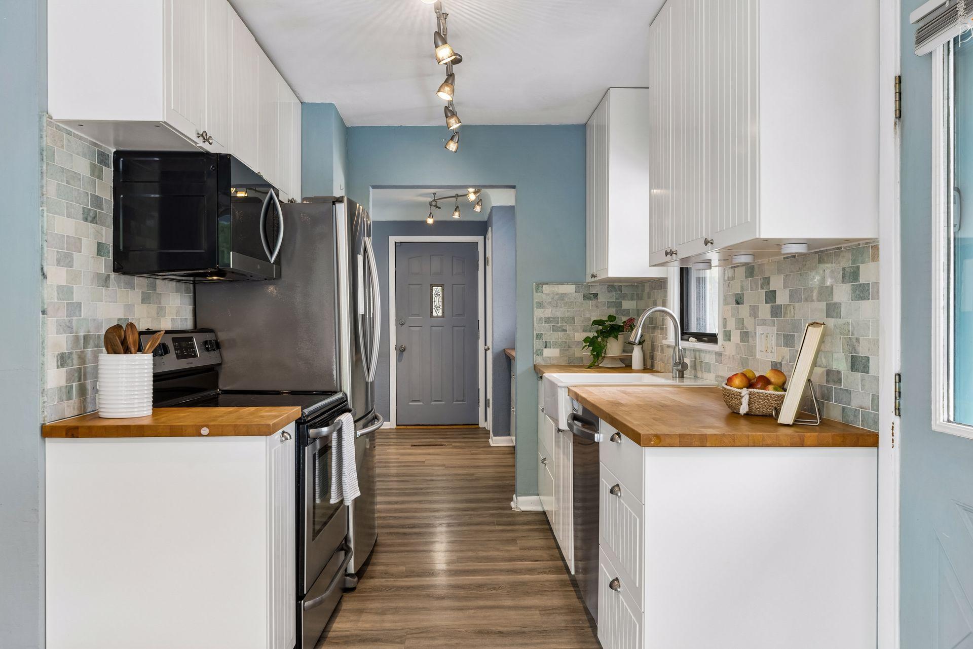 View of Residential at 2128 Cohansey Boulevard, Roseville MN 55113, Roseville (7 of 51) - Mike Wilen | Minnesota Team Real Estate