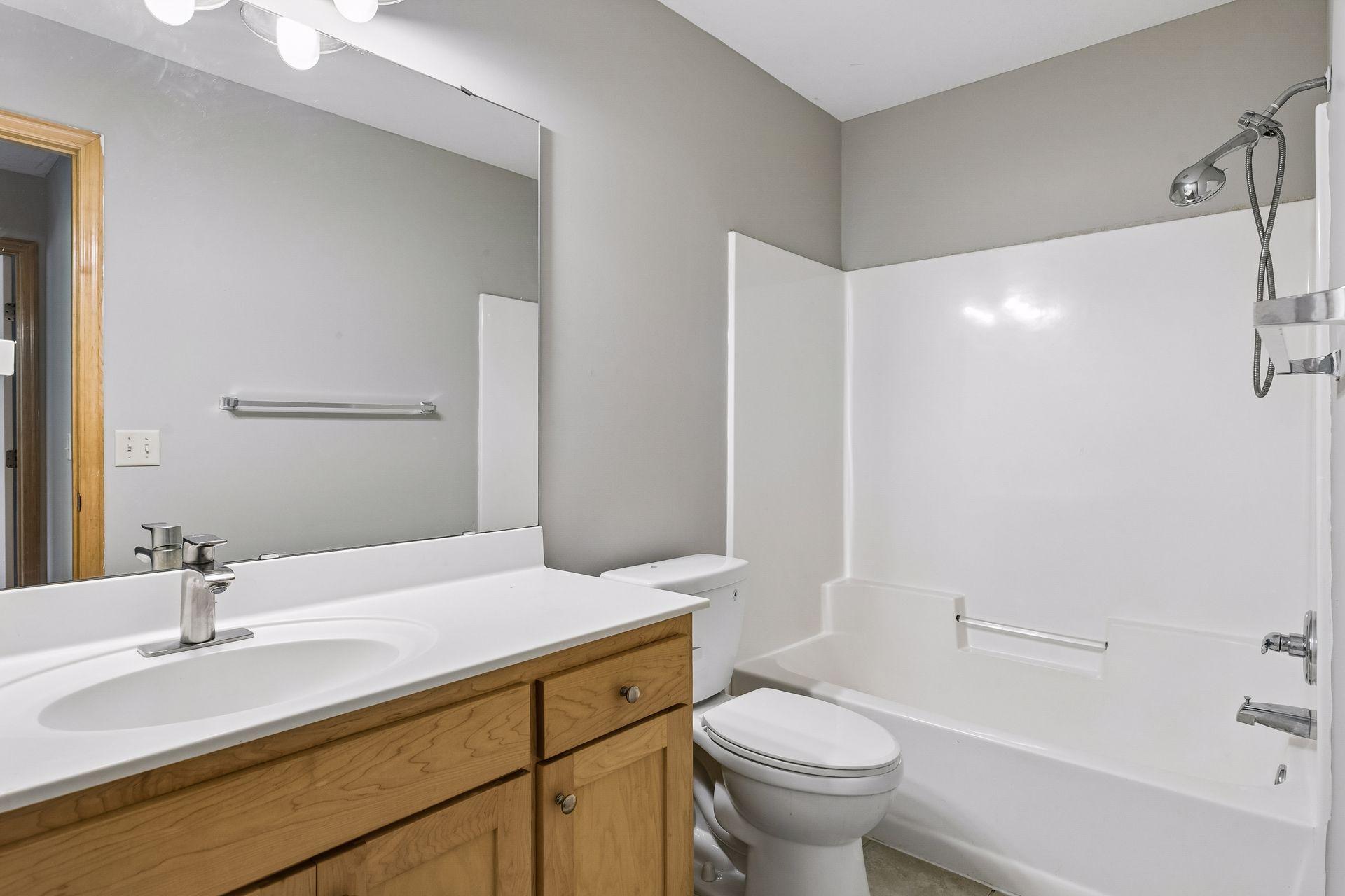 View of Residential at 1881 Garden Way, Saint Paul MN 55119, Saint Paul (33 of 36) - Mike Wilen | Minnesota Team Real Estate