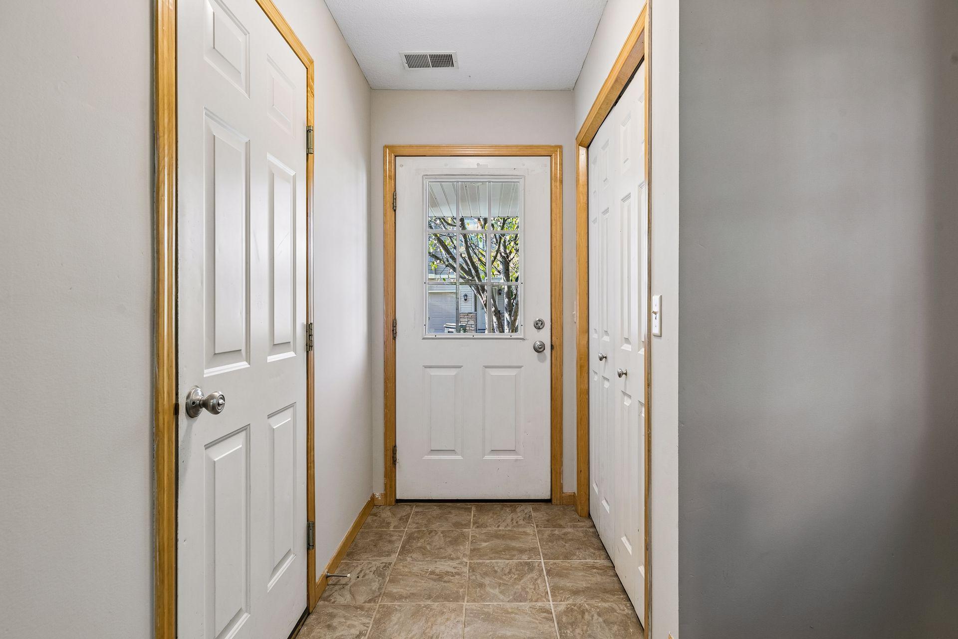View of Residential at 1881 Garden Way, Saint Paul MN 55119, Saint Paul (20 of 36) - Mike Wilen | Minnesota Team Real Estate