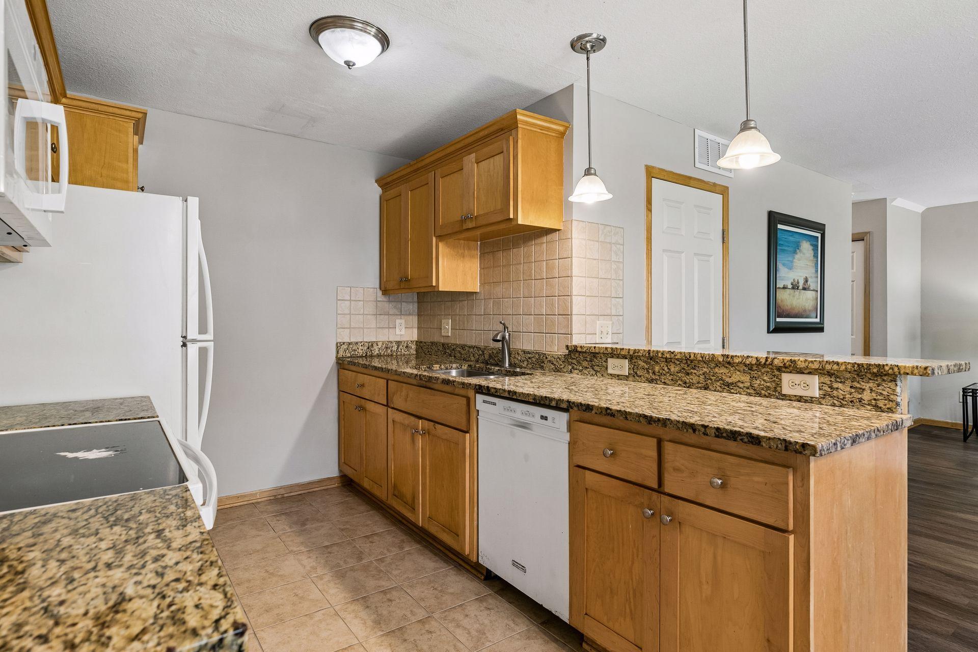 View of Residential at 1881 Garden Way, Saint Paul MN 55119, Saint Paul (17 of 36) - Mike Wilen | Minnesota Team Real Estate