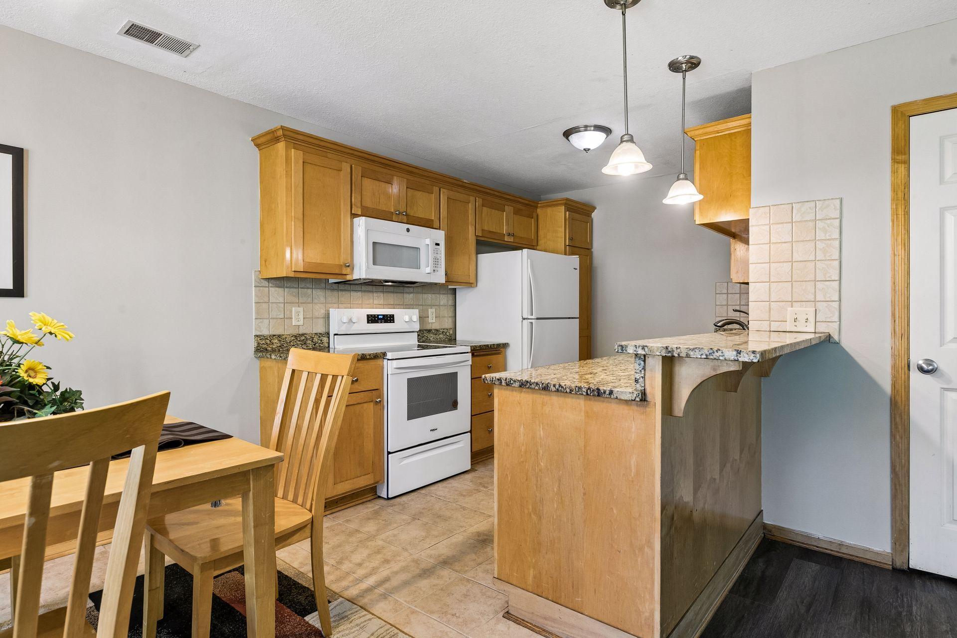 View of Residential at 1881 Garden Way, Saint Paul MN 55119, Saint Paul (16 of 36) - Mike Wilen | Minnesota Team Real Estate