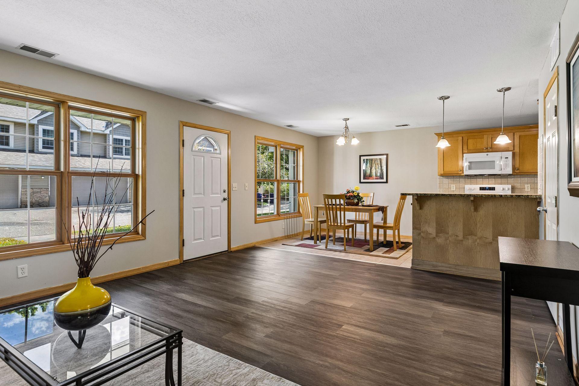 View of Residential at 1881 Garden Way, Saint Paul MN 55119, Saint Paul (7 of 36) - Mike Wilen | Minnesota Team Real Estate