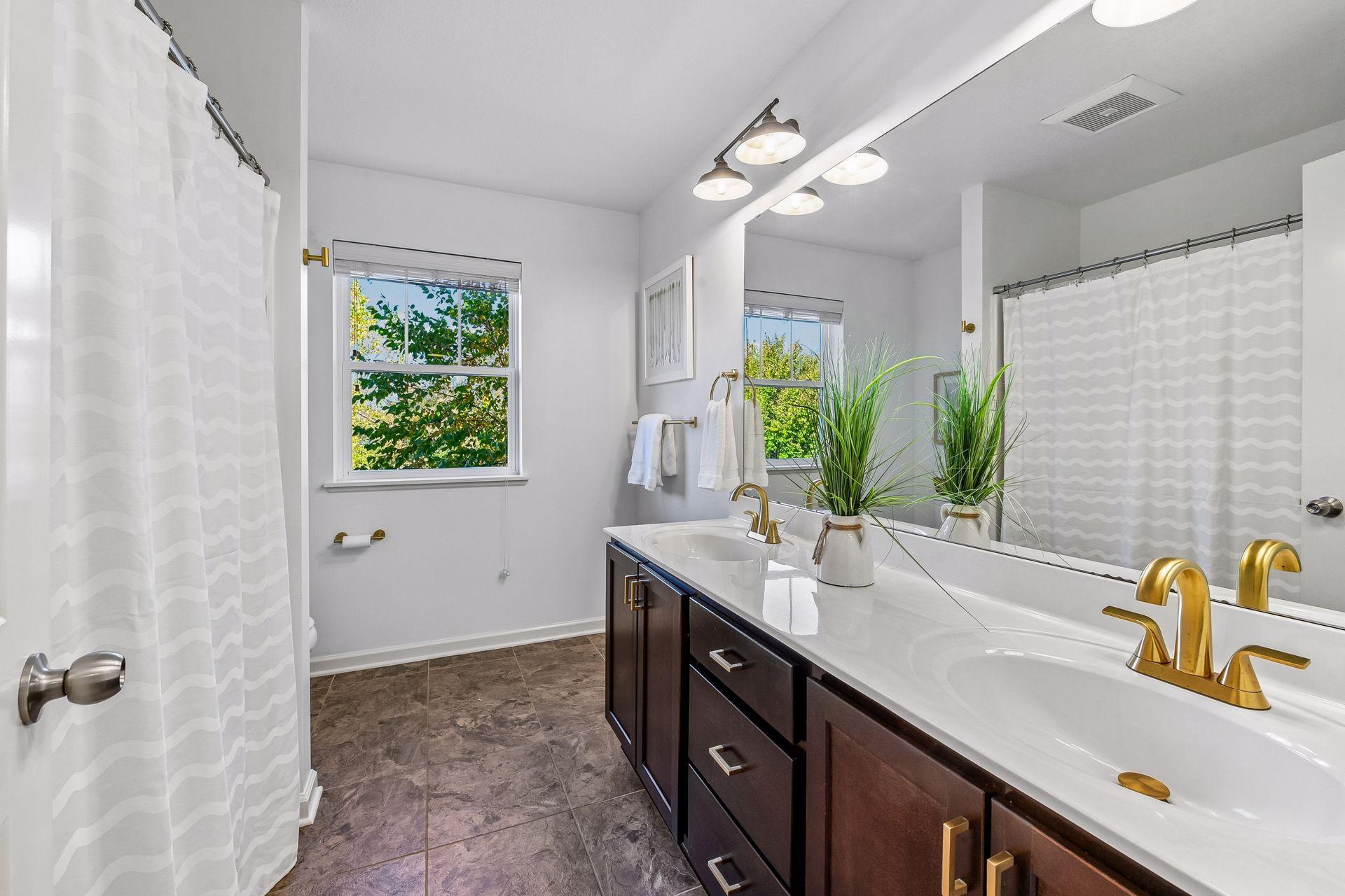 View of Residential at 1083 Rosemary Circle, Chaska MN 55318, Chaska (22 of 29) - Mike Wilen | Minnesota Team Real Estate