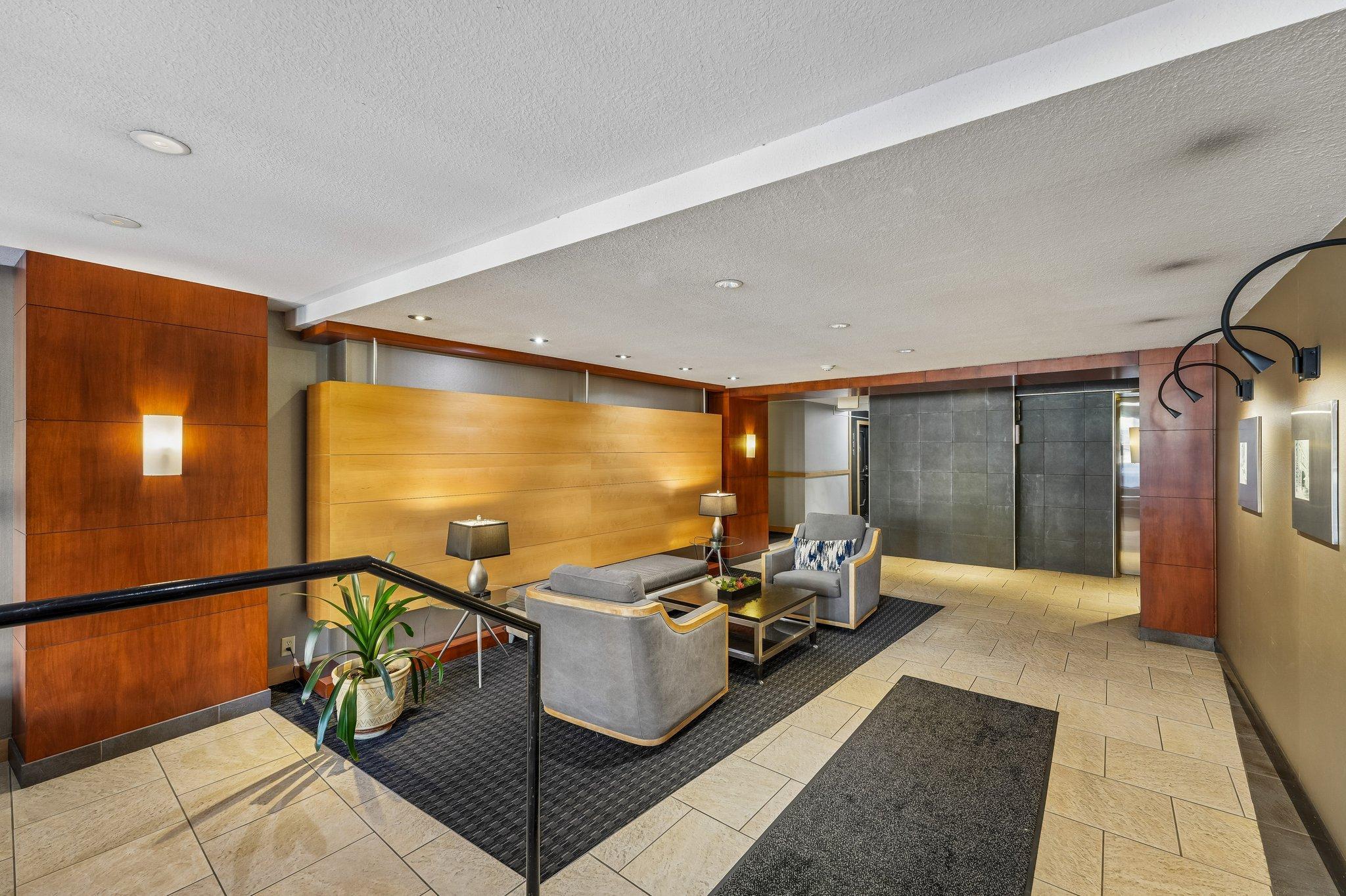 View of Residential at 2727 43rd Street #103, Minneapolis MN 55410, Minneapolis (41 of 46) - Mike Wilen | Minnesota Team Real Estate