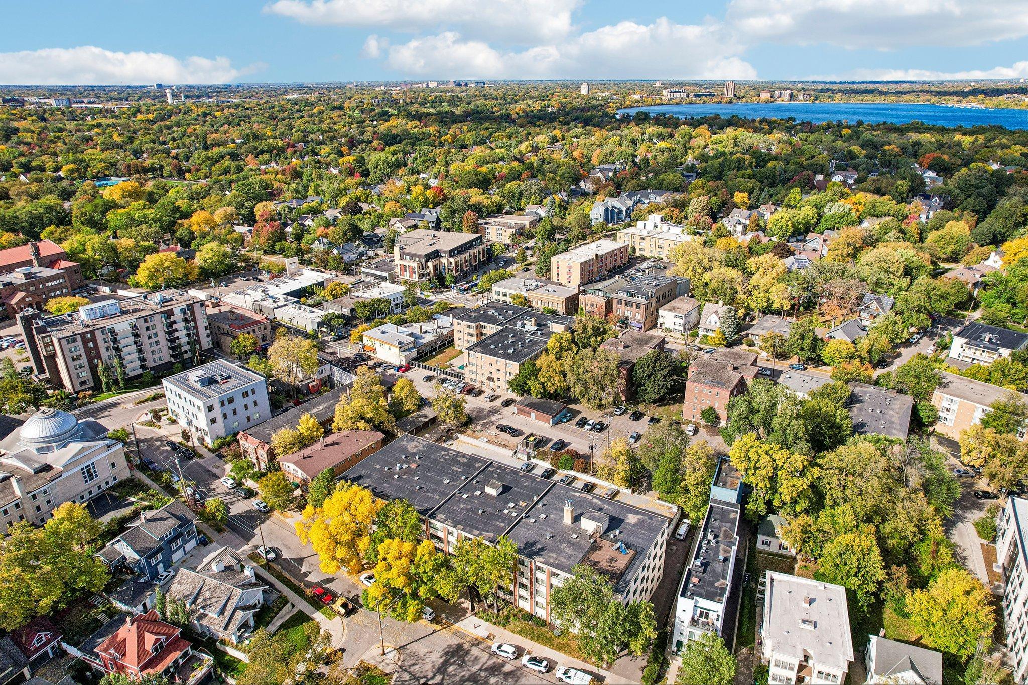 View of Residential at 2727 43rd Street #103, Minneapolis MN 55410, Minneapolis (33 of 46) - Mike Wilen | Minnesota Team Real Estate