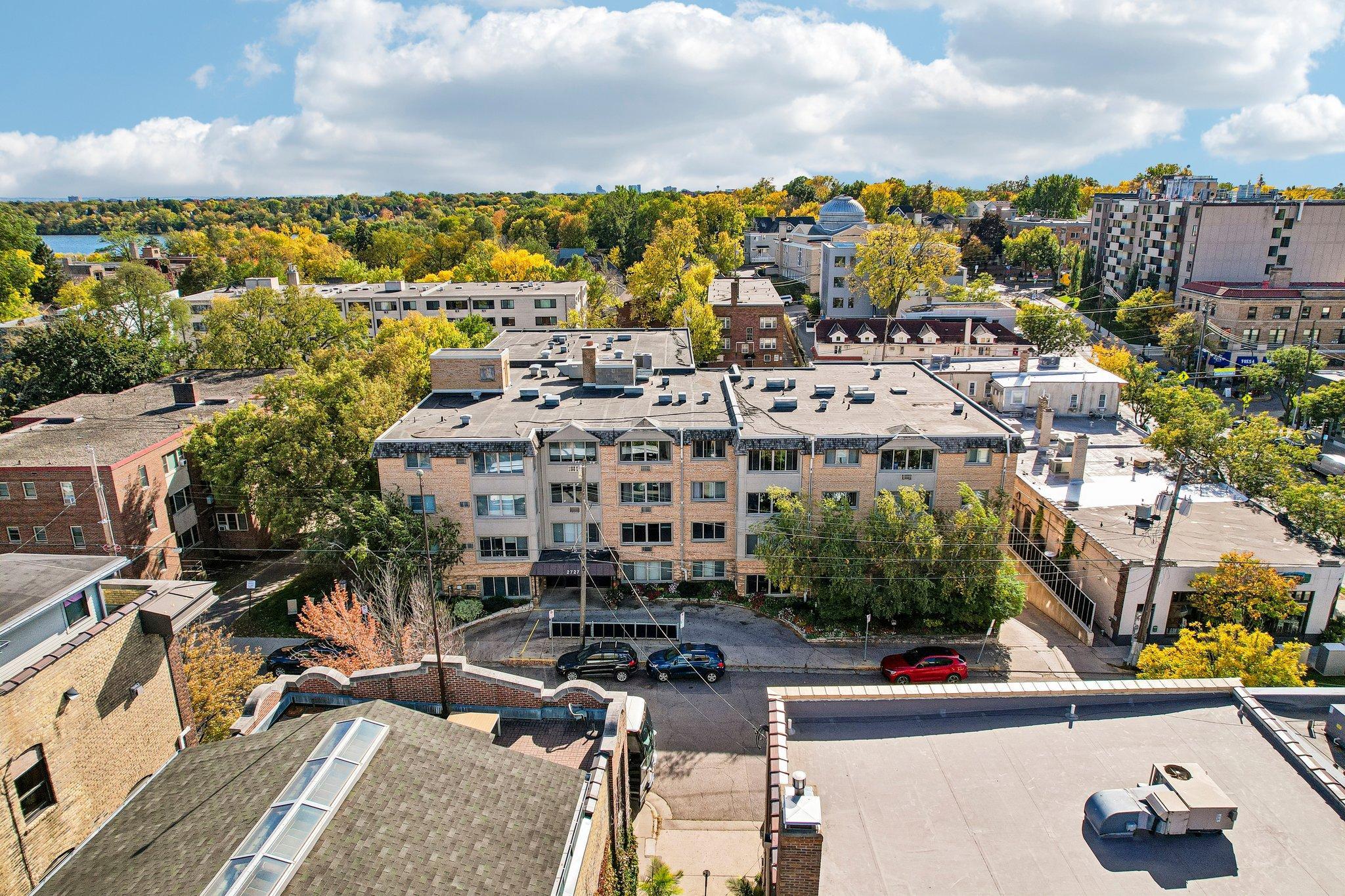 View of Residential at 2727 43rd Street #103, Minneapolis MN 55410, Minneapolis (29 of 46) - Mike Wilen | Minnesota Team Real Estate