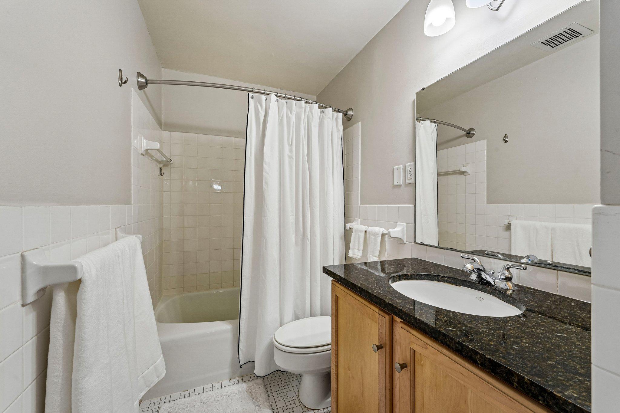 View of Residential at 2727 43rd Street #103, Minneapolis MN 55410, Minneapolis (18 of 46) - Mike Wilen | Minnesota Team Real Estate