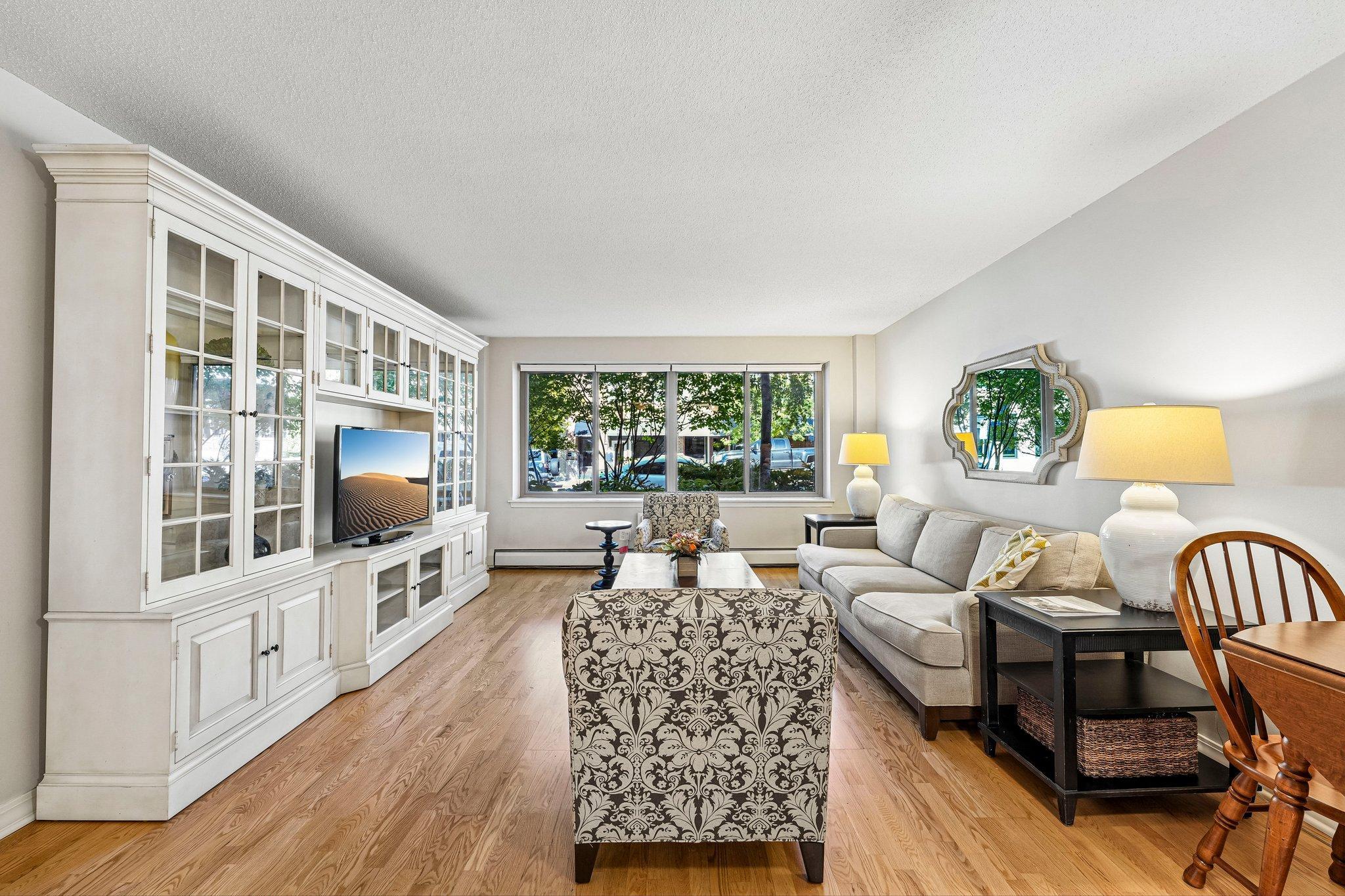 View of Residential at 2727 43rd Street #103, Minneapolis MN 55410, Minneapolis (4 of 46) - Mike Wilen | Minnesota Team Real Estate
