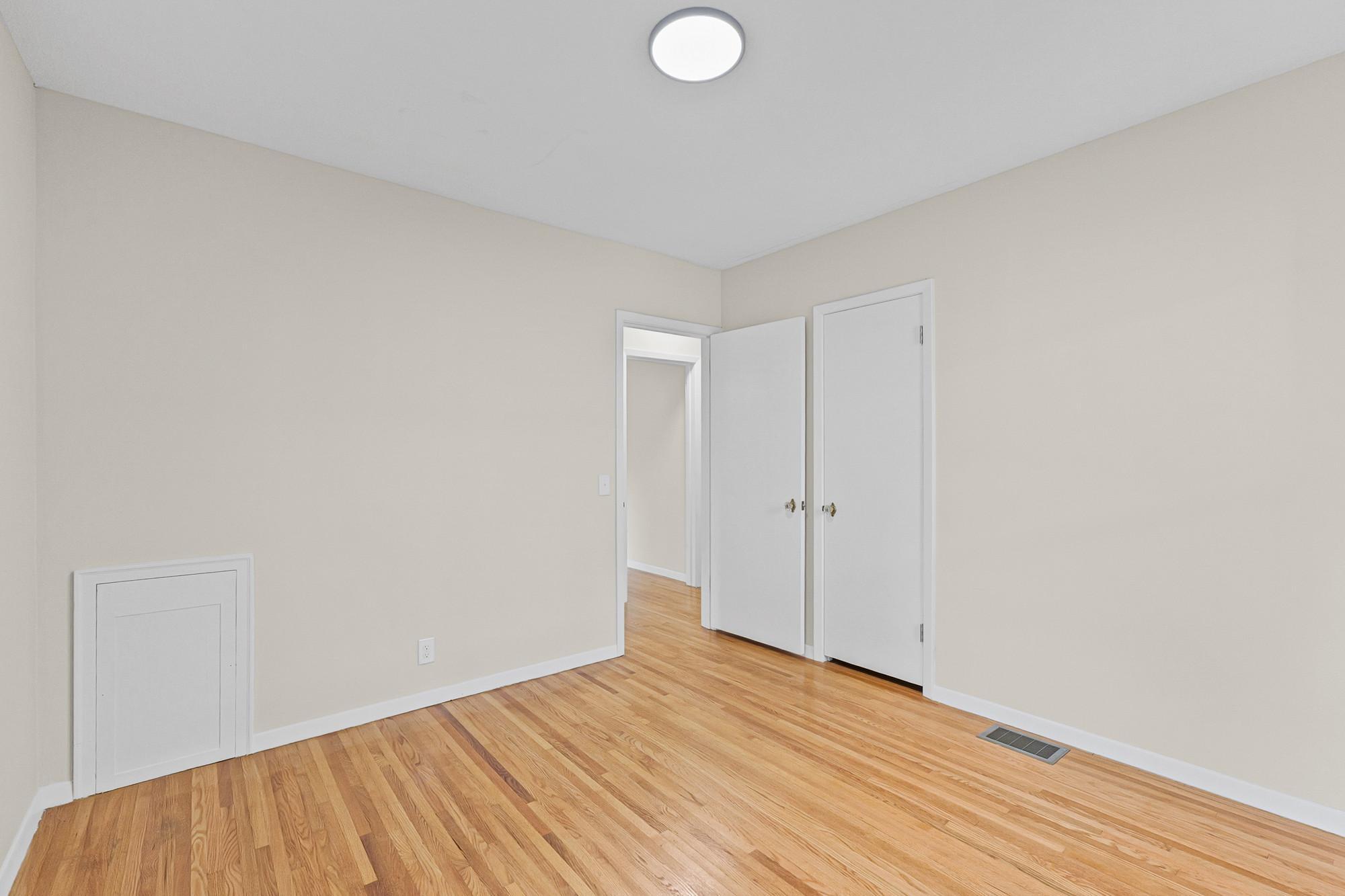 View of Residential at 4257 Ewing Avenue, Robbinsdale MN 55422, Robbinsdale (19 of 51) - Mike Wilen | Minnesota Team Real Estate