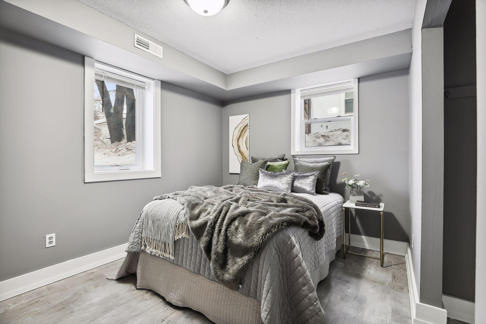 View of Residential Income at 439 Arlington Avenue, Saint Paul MN 55130, Saint Paul (9 of 43) - Mike Wilen | Minnesota Team Real Estate