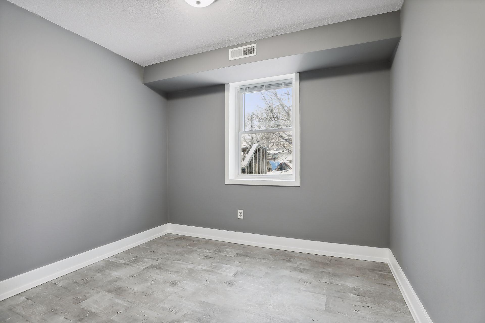 View of Residential Income at 439 Arlington Avenue, Saint Paul MN 55130, Saint Paul (12 of 43) - Mike Wilen | Minnesota Team Real Estate