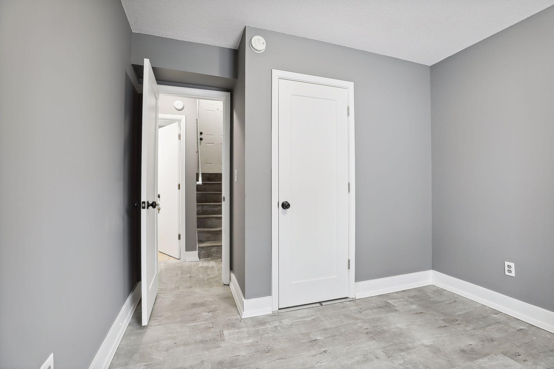 View of Residential Income at 439 Arlington Avenue, Saint Paul MN 55130, Saint Paul (13 of 43) - Mike Wilen | Minnesota Team Real Estate