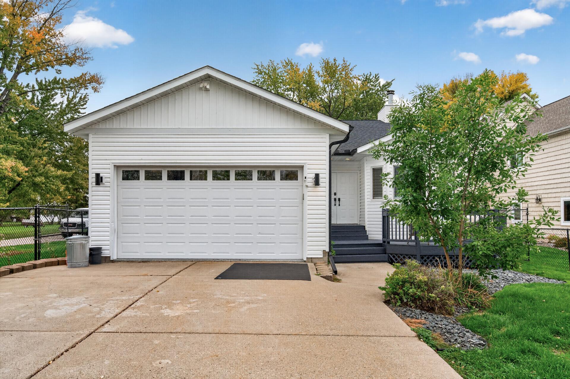 View of Residential at 1055 Shore Drive, Forest Lake MN 55025, Forest Lake (4 of 48) - Mike Wilen | Minnesota Team Real Estate