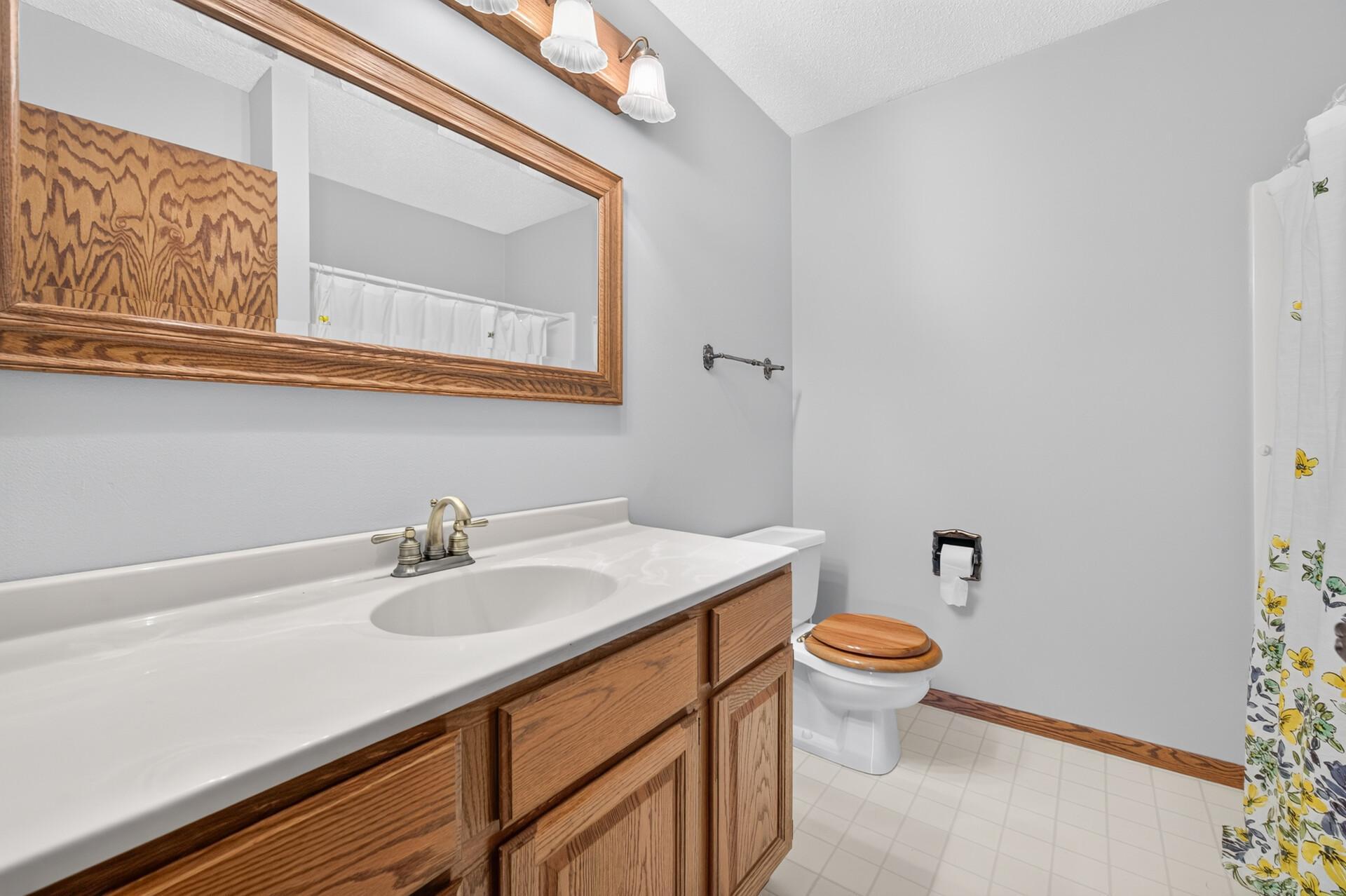 View of Residential at 1055 Shore Drive, Forest Lake MN 55025, Forest Lake (26 of 48) - Mike Wilen | Minnesota Team Real Estate
