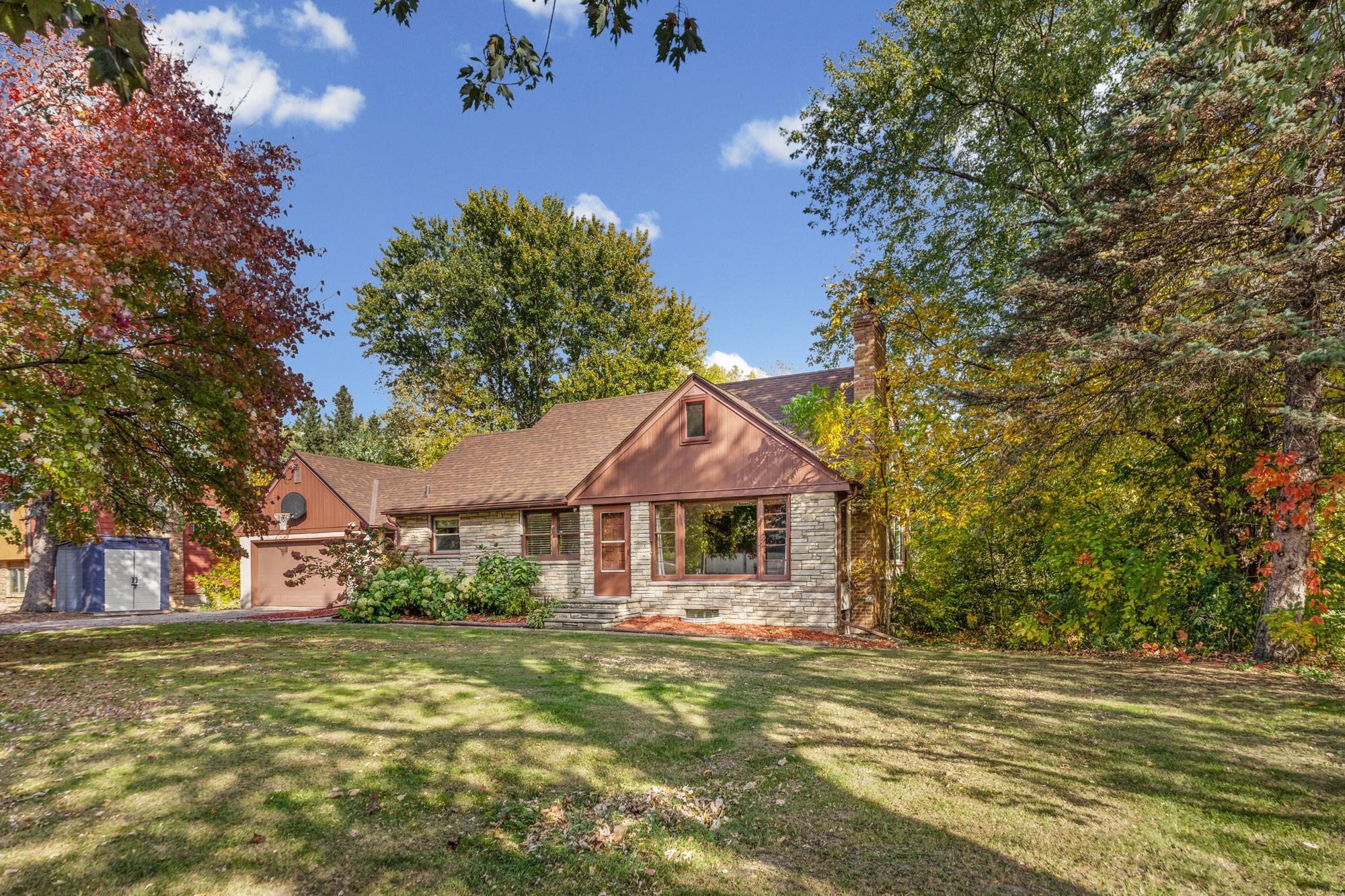 View of Residential at 609 Silver Lake Road, New Brighton MN 55112, New Brighton (6 of 47) - Mike Wilen | Minnesota Team Real Estate