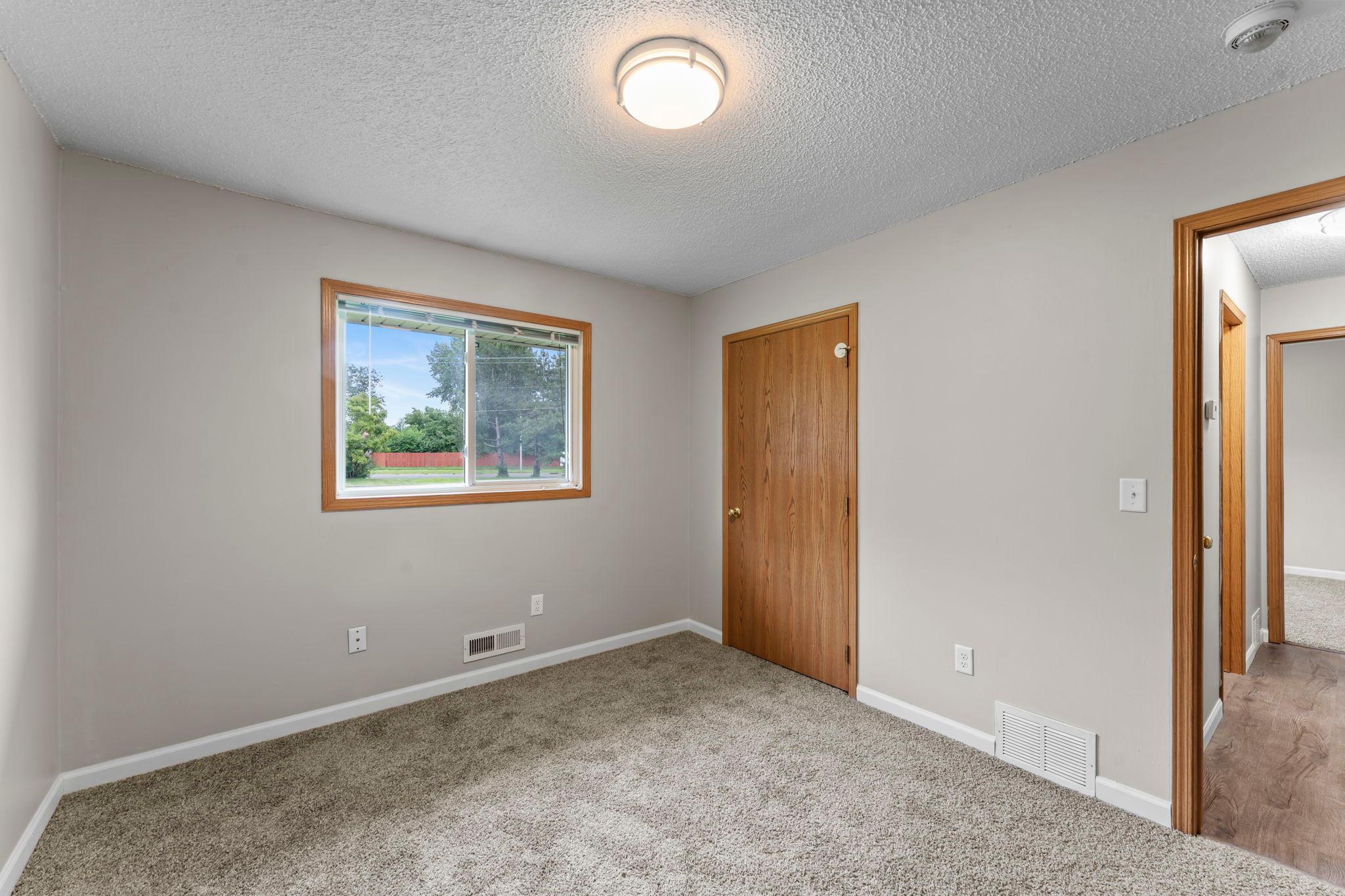 View of Residential Income at 14840 Dallara Avenue, Rosemount MN 55068, Rosemount (12 of 36) - Mike Wilen | Minnesota Team Real Estate