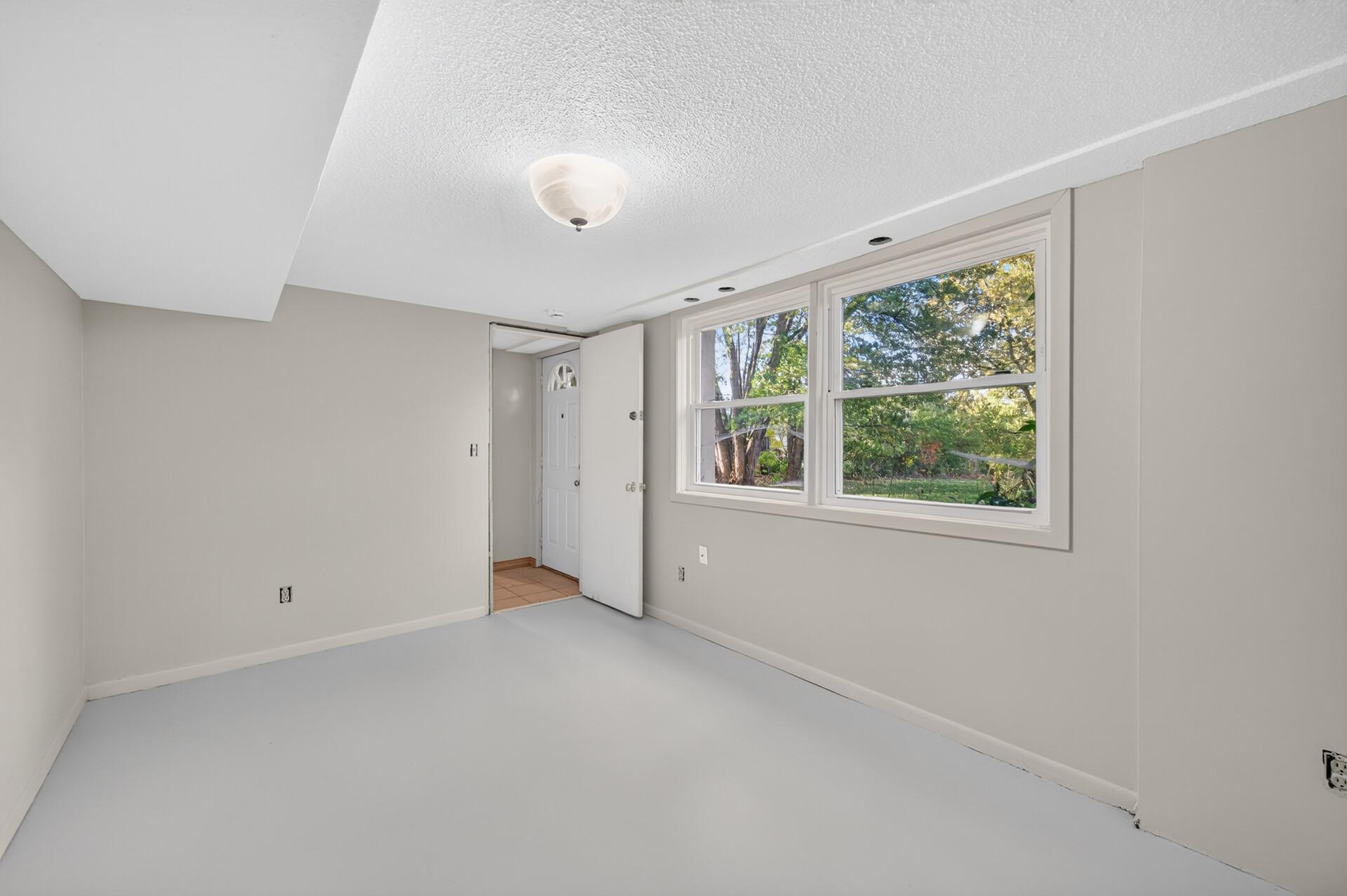 View of Residential at 2695 Maryland Avenue, Maplewood MN 55119, Maplewood (22 of 30) - Mike Wilen | Minnesota Team Real Estate