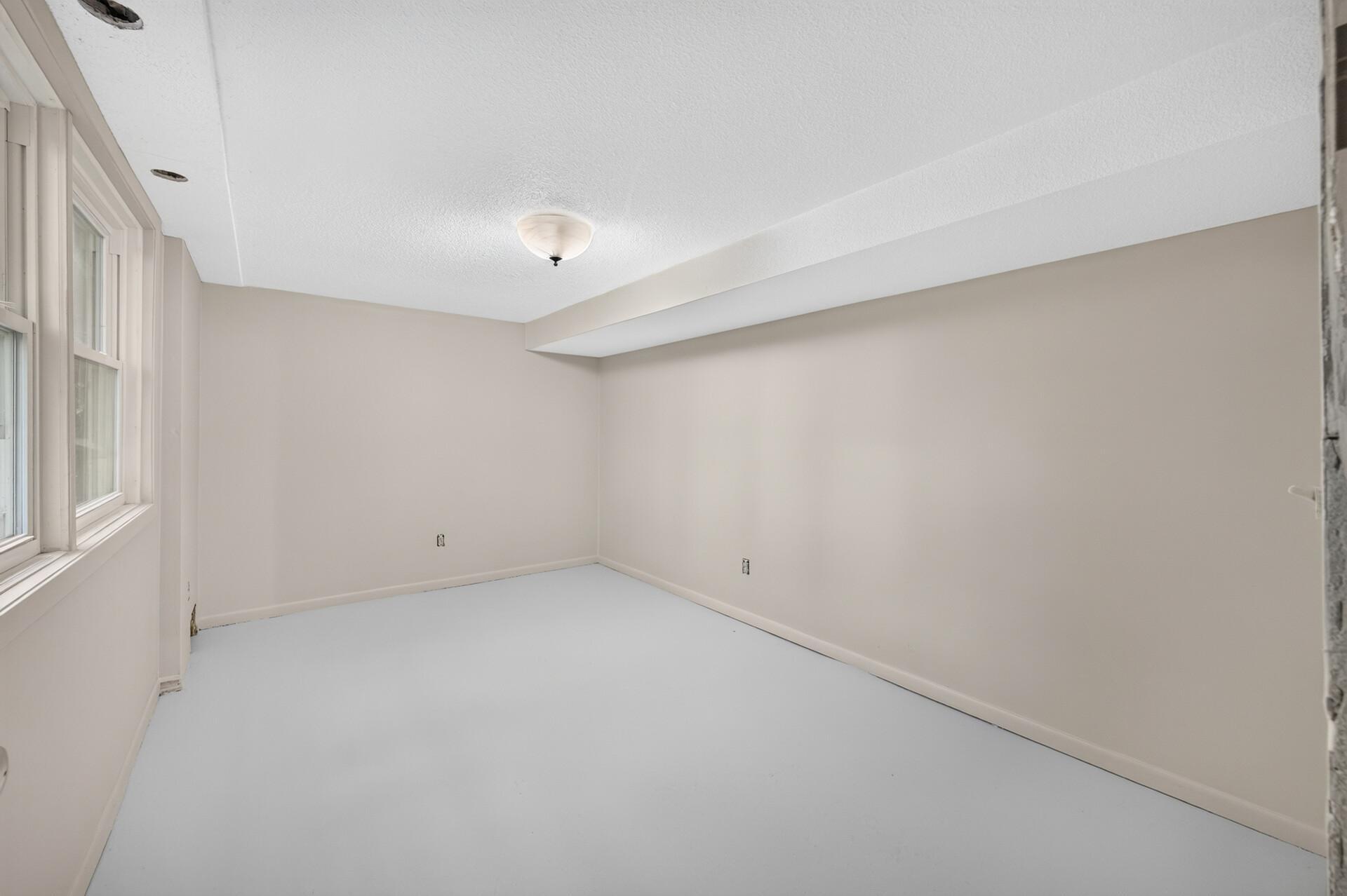 View of Residential at 2695 Maryland Avenue, Maplewood MN 55119, Maplewood (21 of 30) - Mike Wilen | Minnesota Team Real Estate