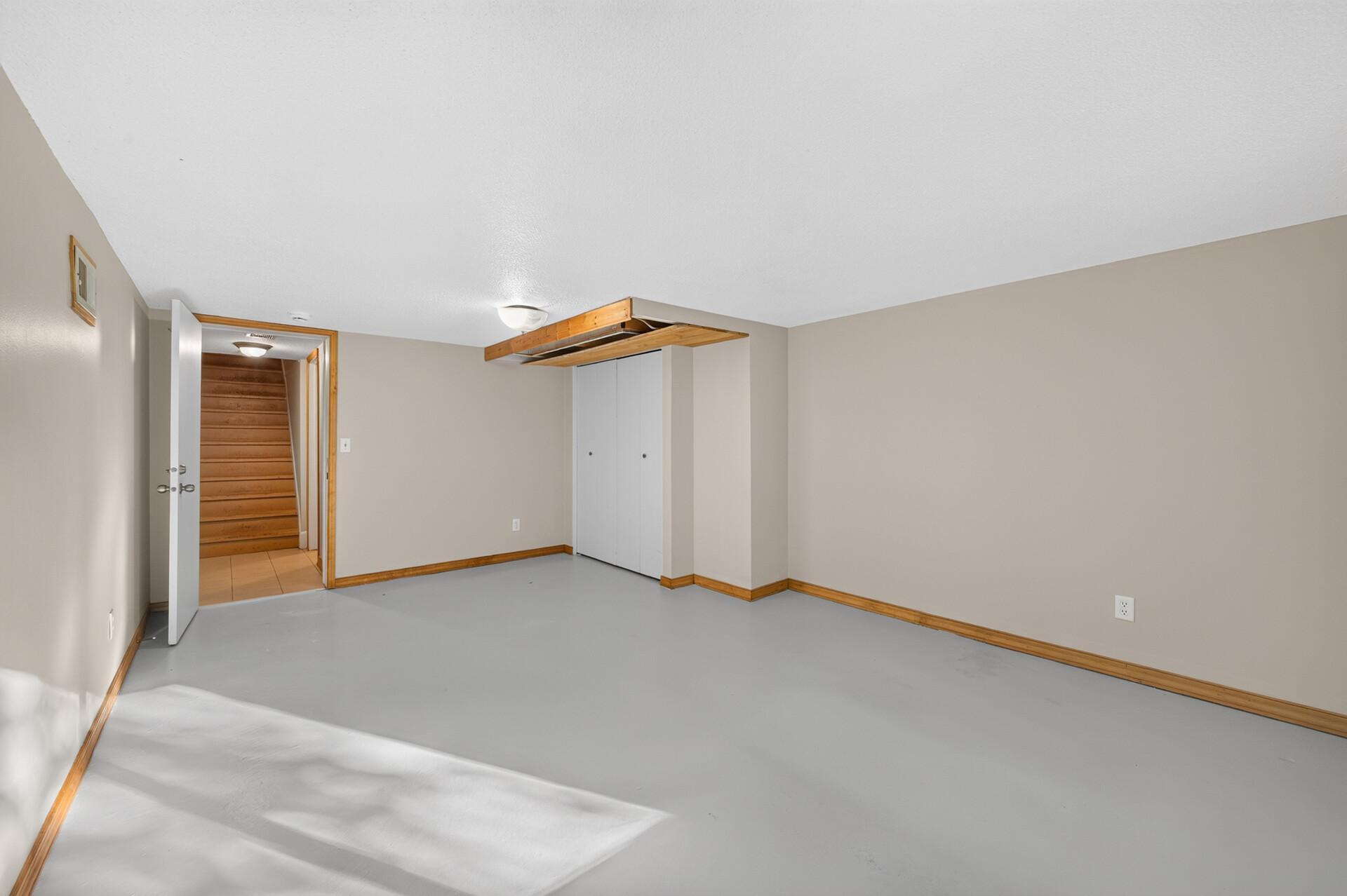 View of Residential at 2695 Maryland Avenue, Maplewood MN 55119, Maplewood (20 of 30) - Mike Wilen | Minnesota Team Real Estate