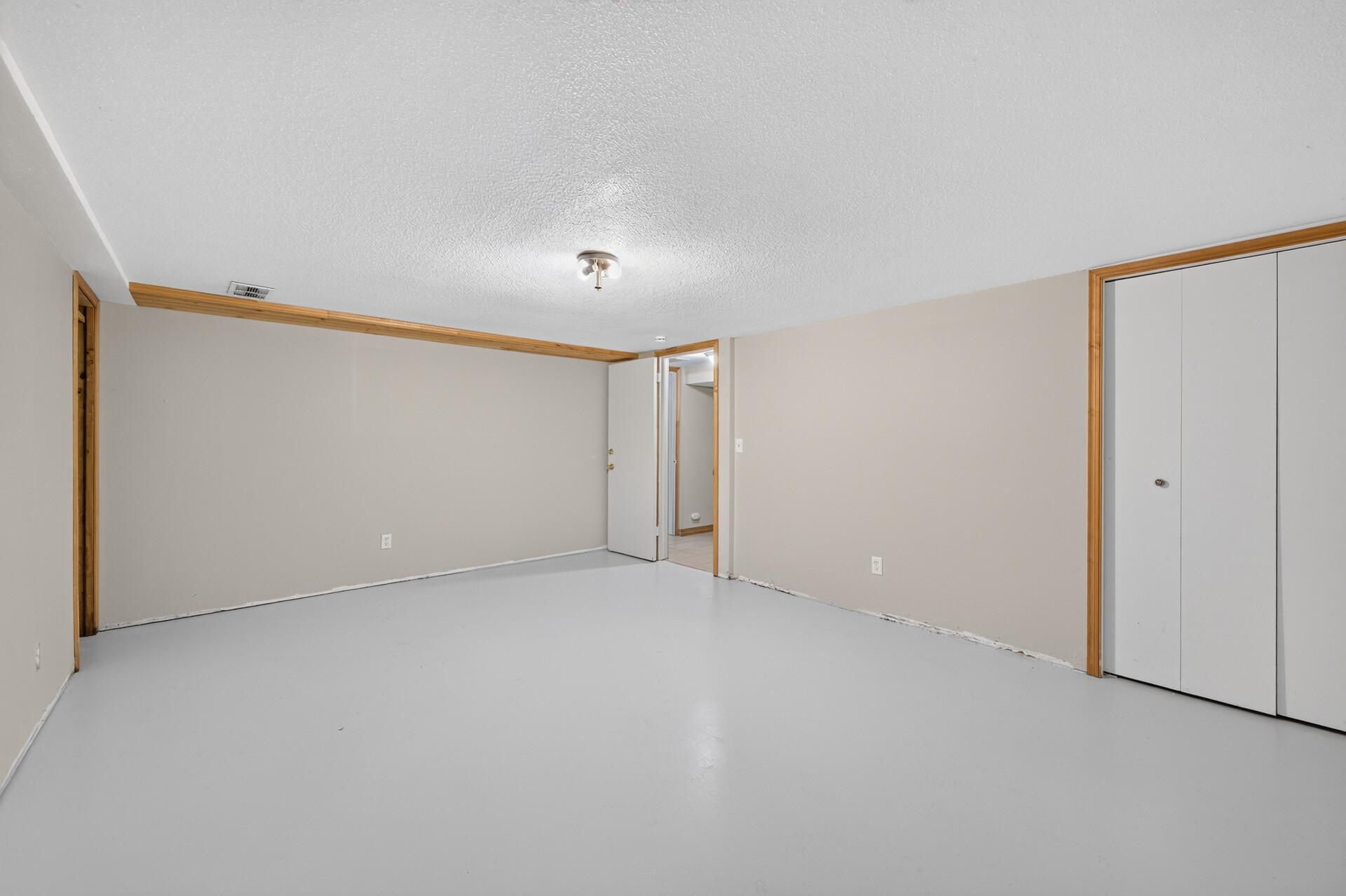 View of Residential at 2695 Maryland Avenue, Maplewood MN 55119, Maplewood (18 of 30) - Mike Wilen | Minnesota Team Real Estate