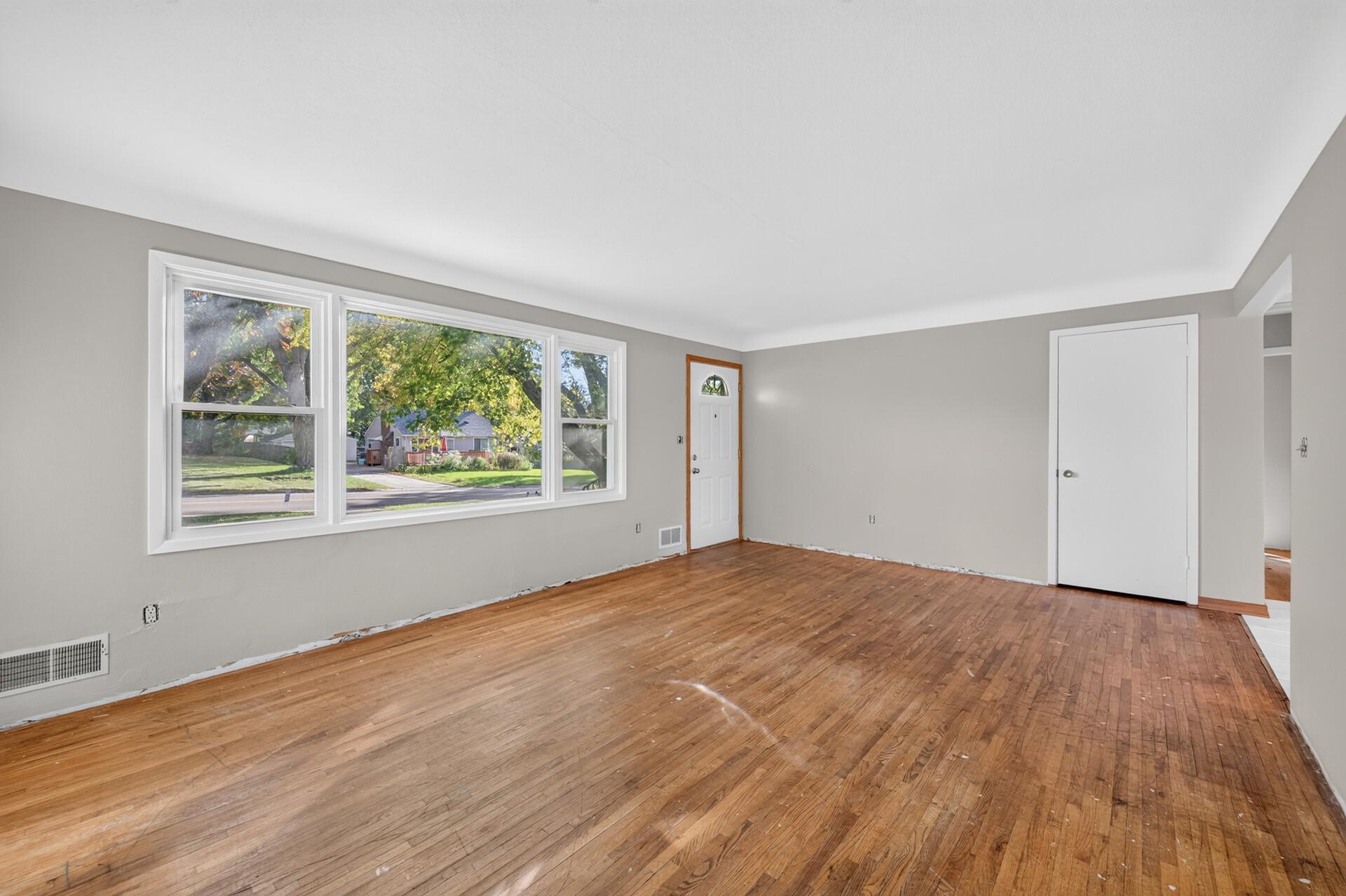 View of Residential at 2695 Maryland Avenue, Maplewood MN 55119, Maplewood (6 of 30) - Mike Wilen | Minnesota Team Real Estate