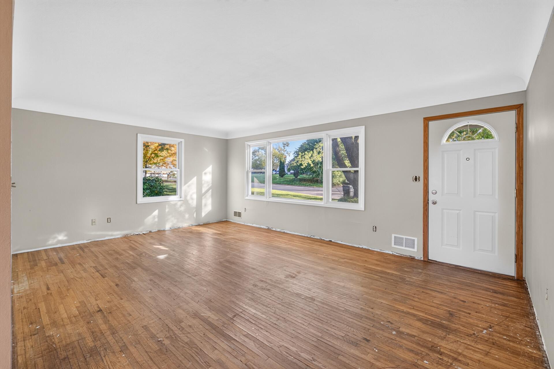 View of Residential at 2695 Maryland Avenue, Maplewood MN 55119, Maplewood (5 of 30) - Mike Wilen | Minnesota Team Real Estate