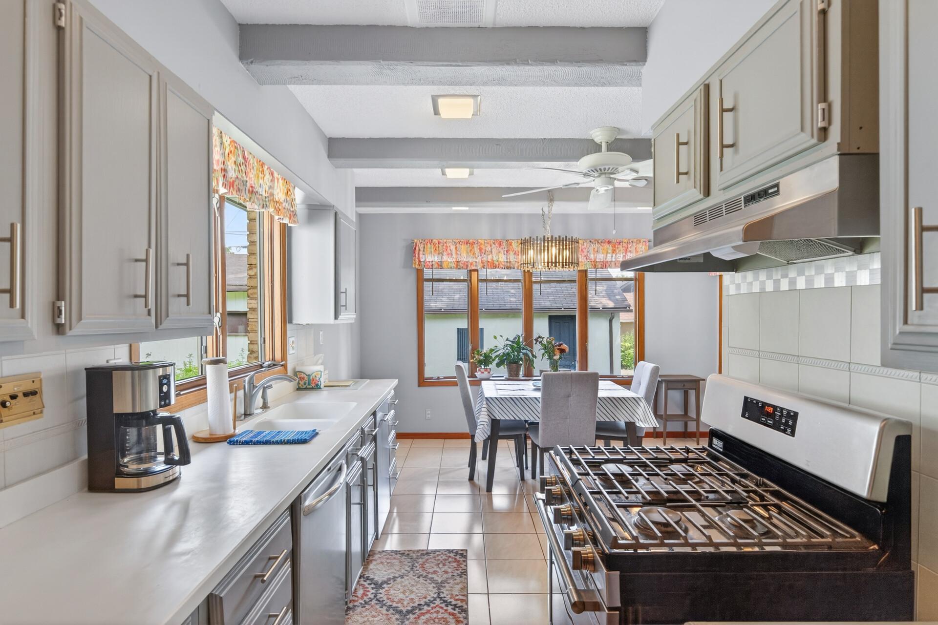 View of Residential at 2307 Mckinley Street, Minneapolis MN 55418, Minneapolis (10 of 56) - Mike Wilen | Minnesota Team Real Estate