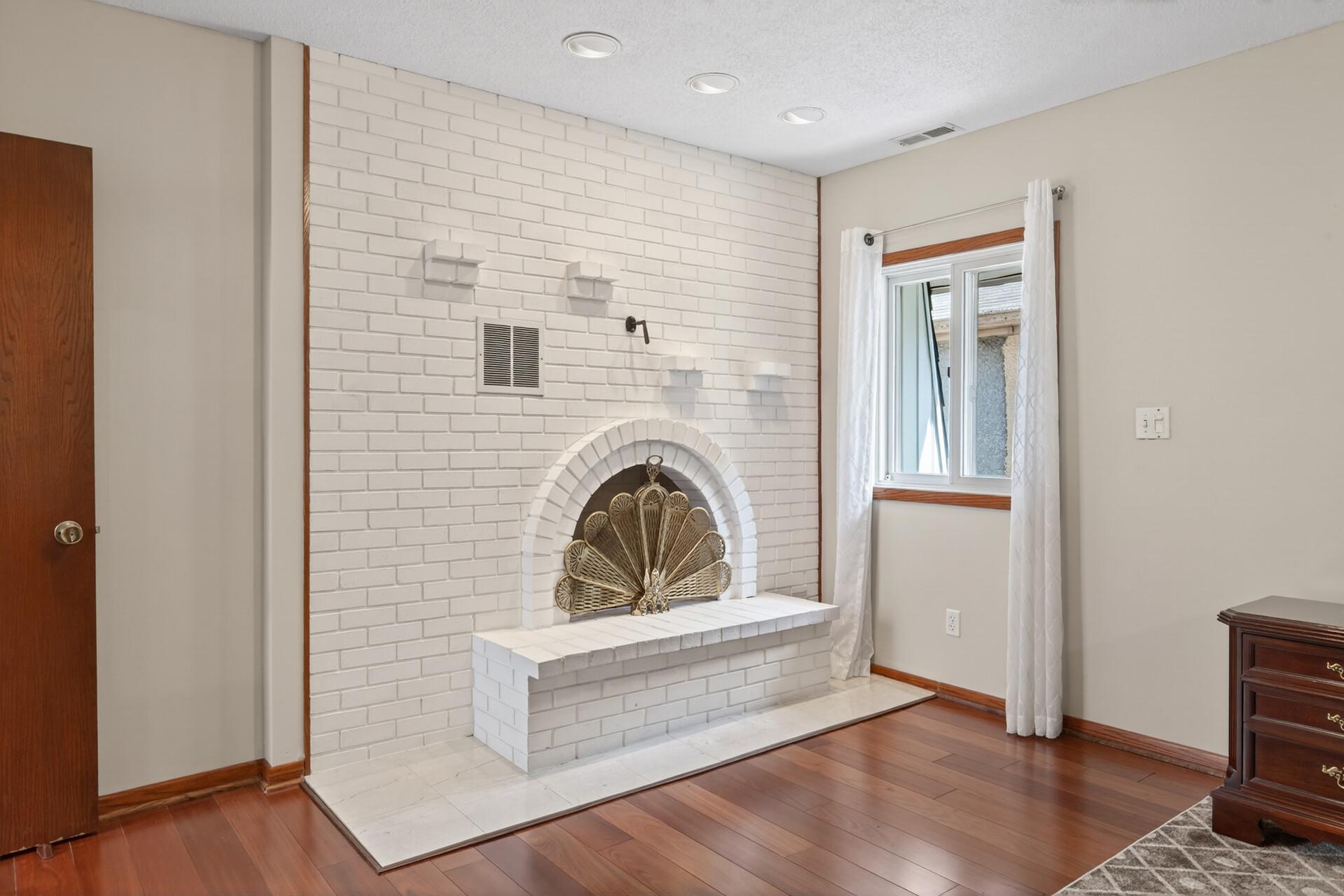 View of Residential at 2307 Mckinley Street, Minneapolis MN 55418, Minneapolis (33 of 56) - Mike Wilen | Minnesota Team Real Estate