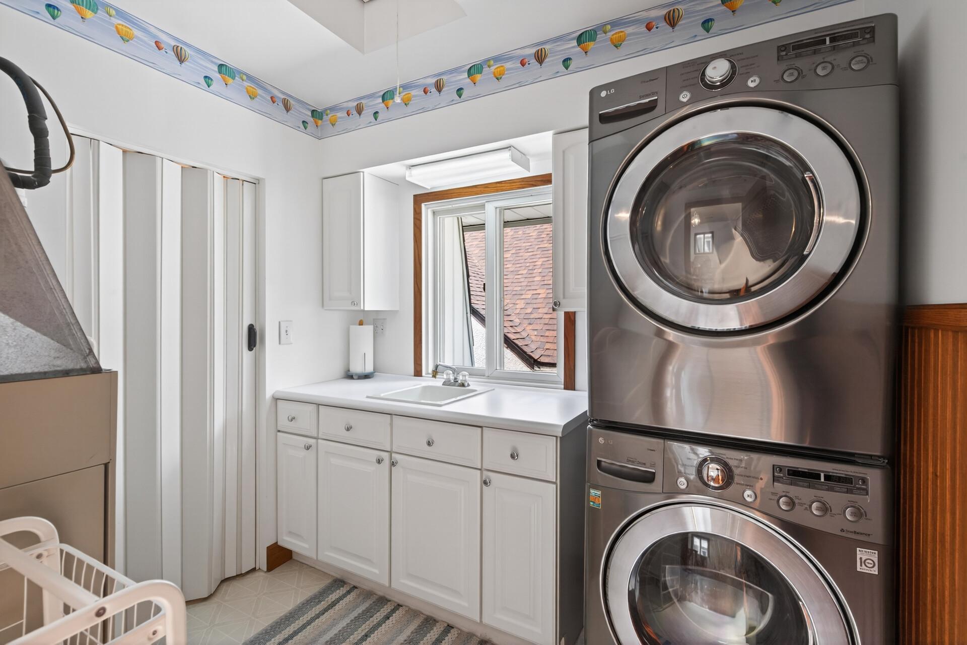 View of Residential at 2307 Mckinley Street, Minneapolis MN 55418, Minneapolis (35 of 56) - Mike Wilen | Minnesota Team Real Estate