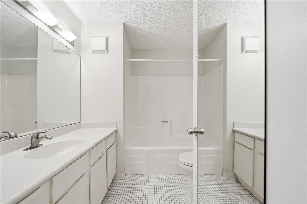 View of Residential at 210 Grant Street #218, Minneapolis MN 55403, Minneapolis (16 of 30) - Mike Wilen | Minnesota Team Real Estate